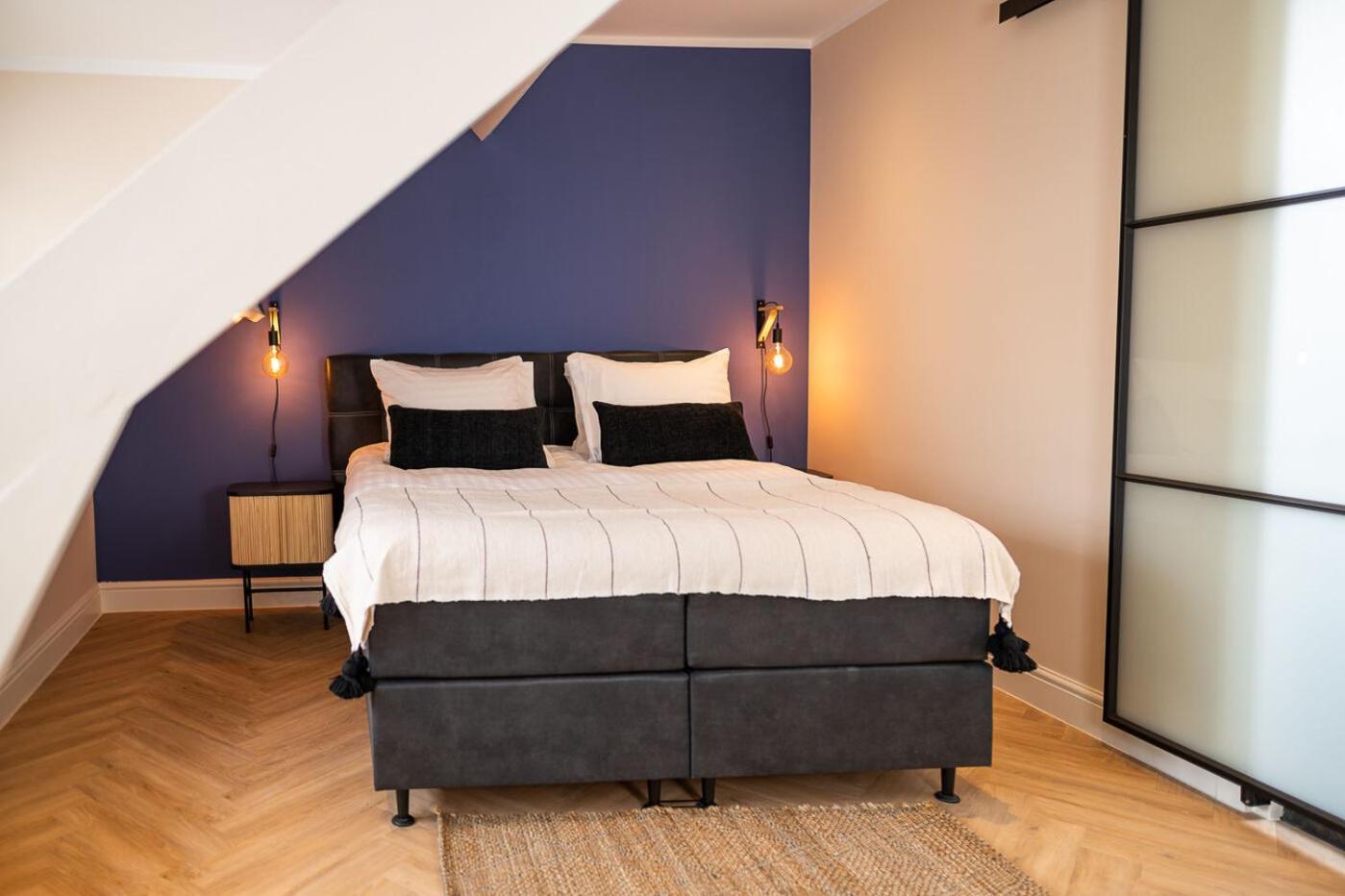Double Room with Balcony - Photo 1