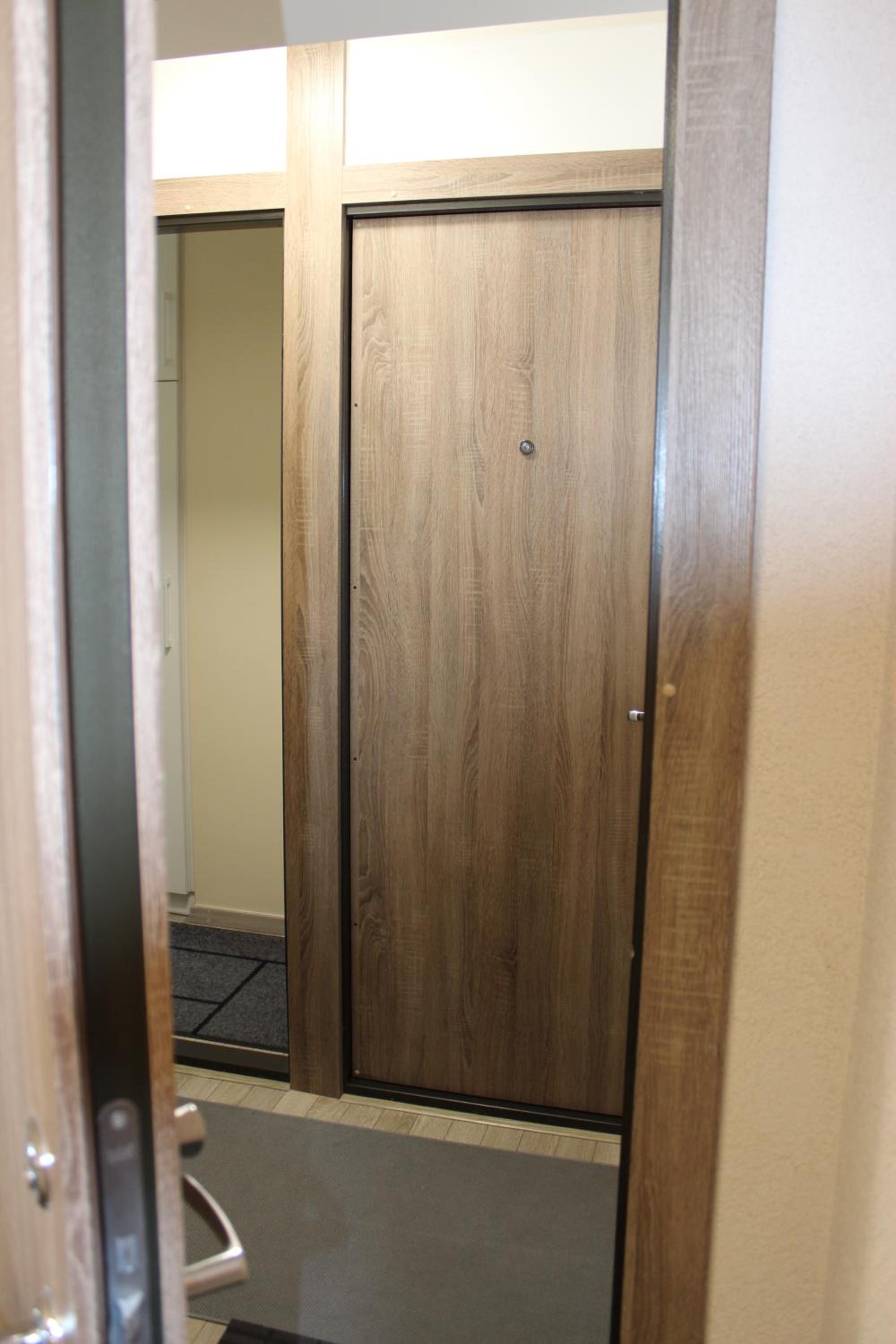 One-Bedroom Apartment - Photo 8