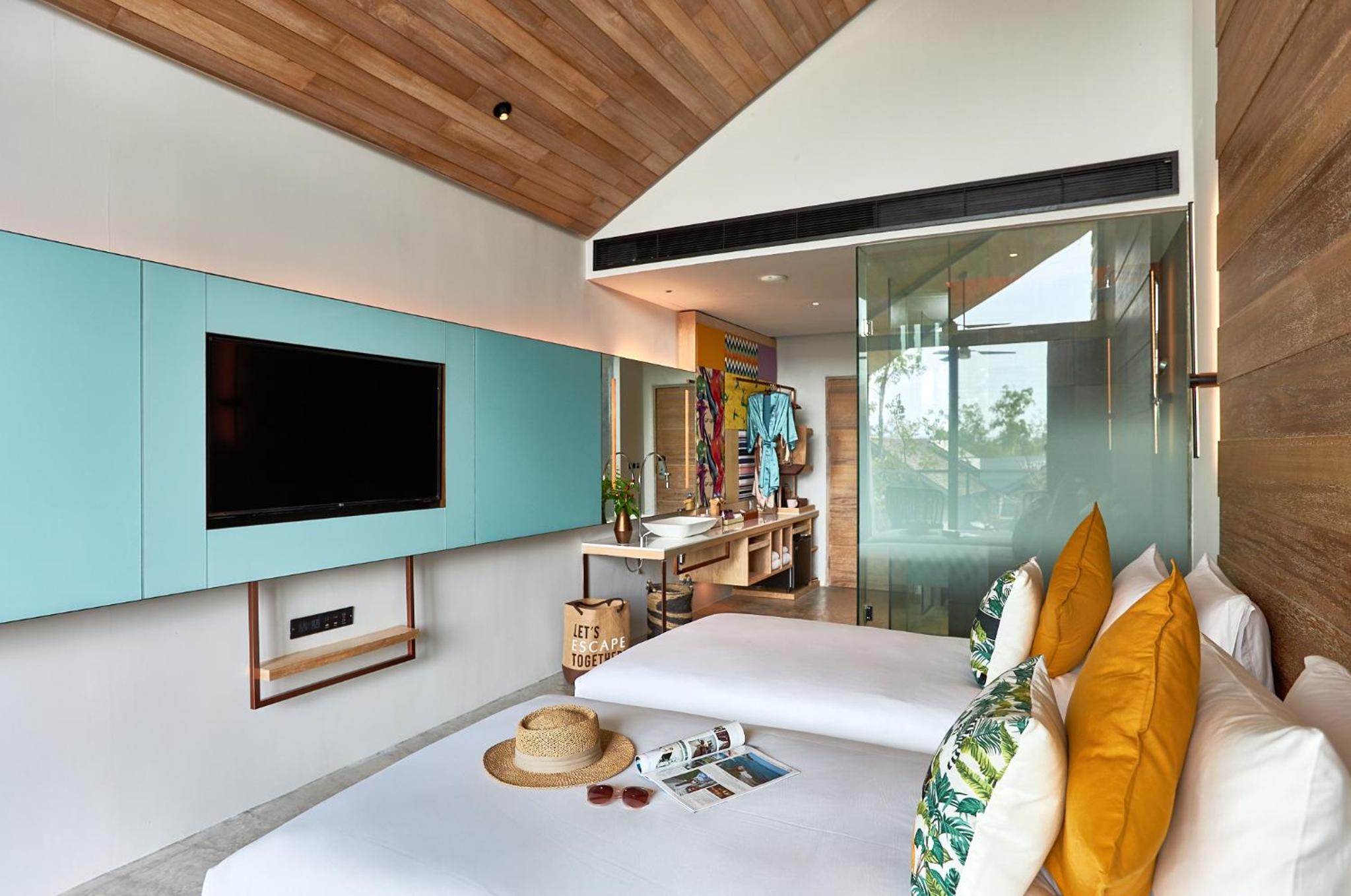 Deluxe Room with Schedule Boat Transfer - Photo 7