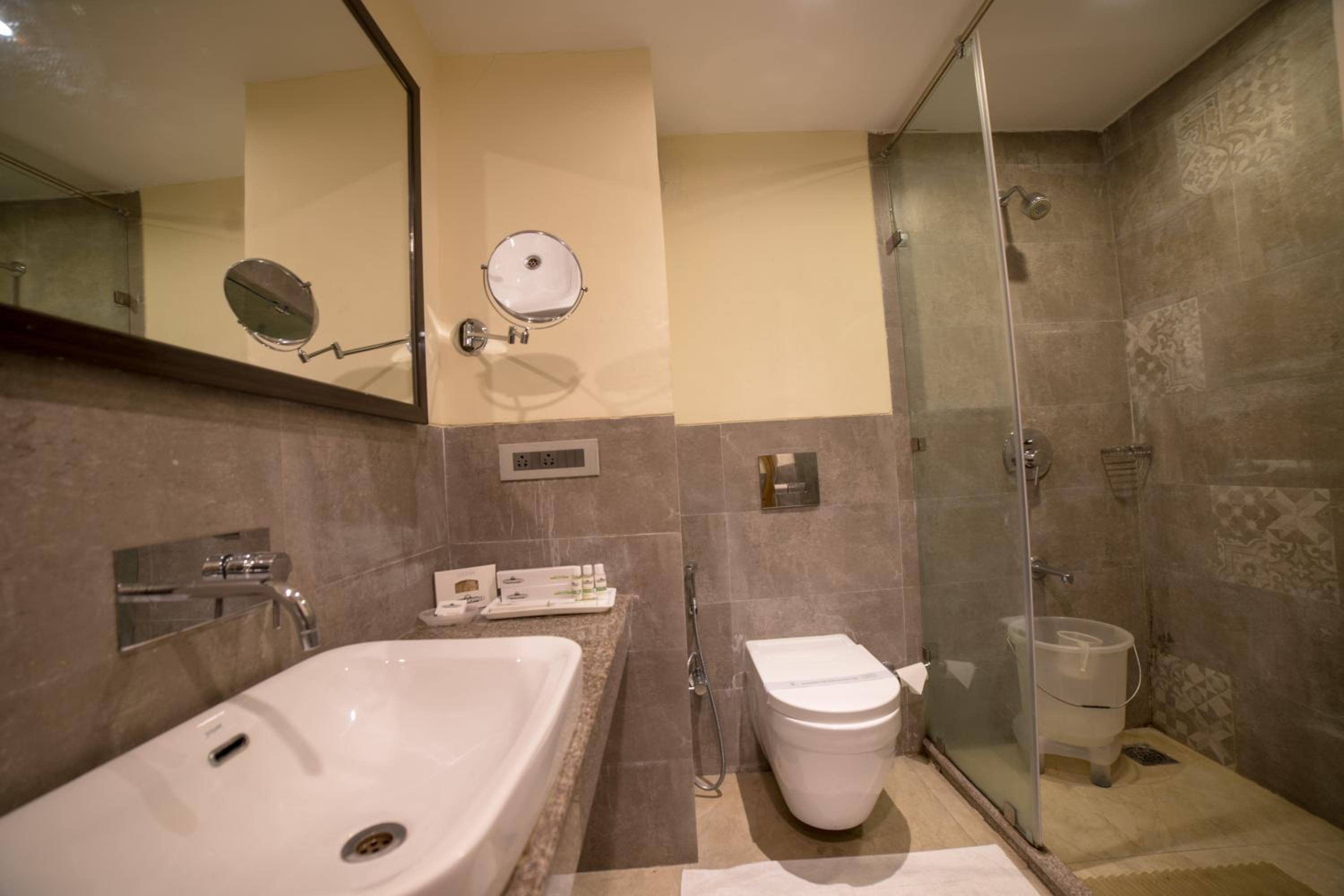 Hazel Suite Room - Photo 3