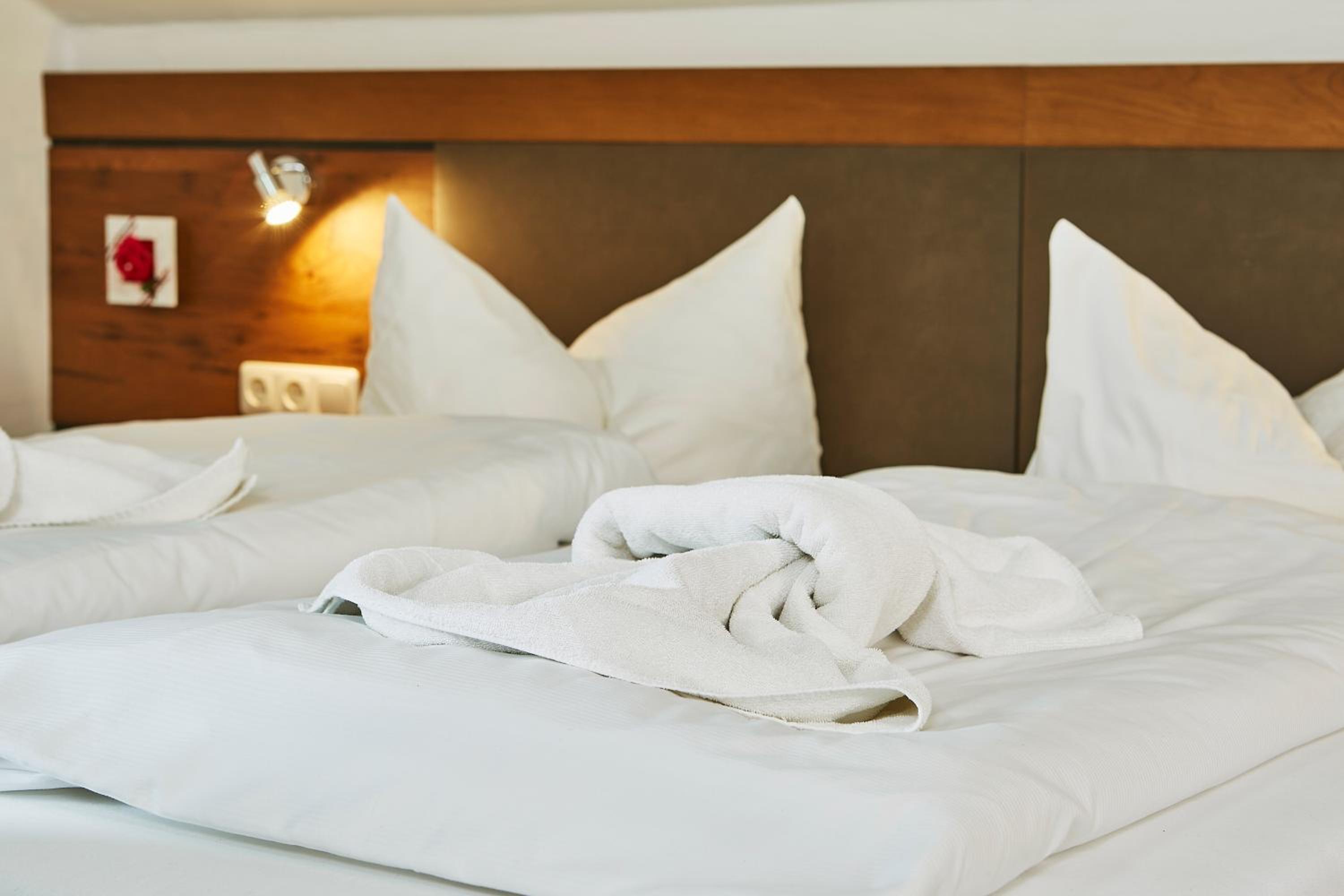 Double Room - Photo 10