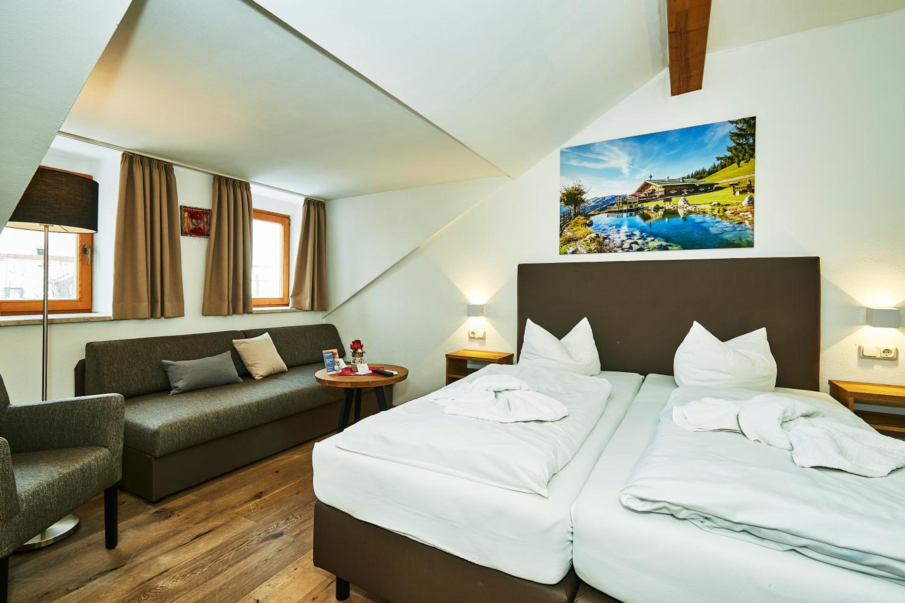 Double Room - Photo 17