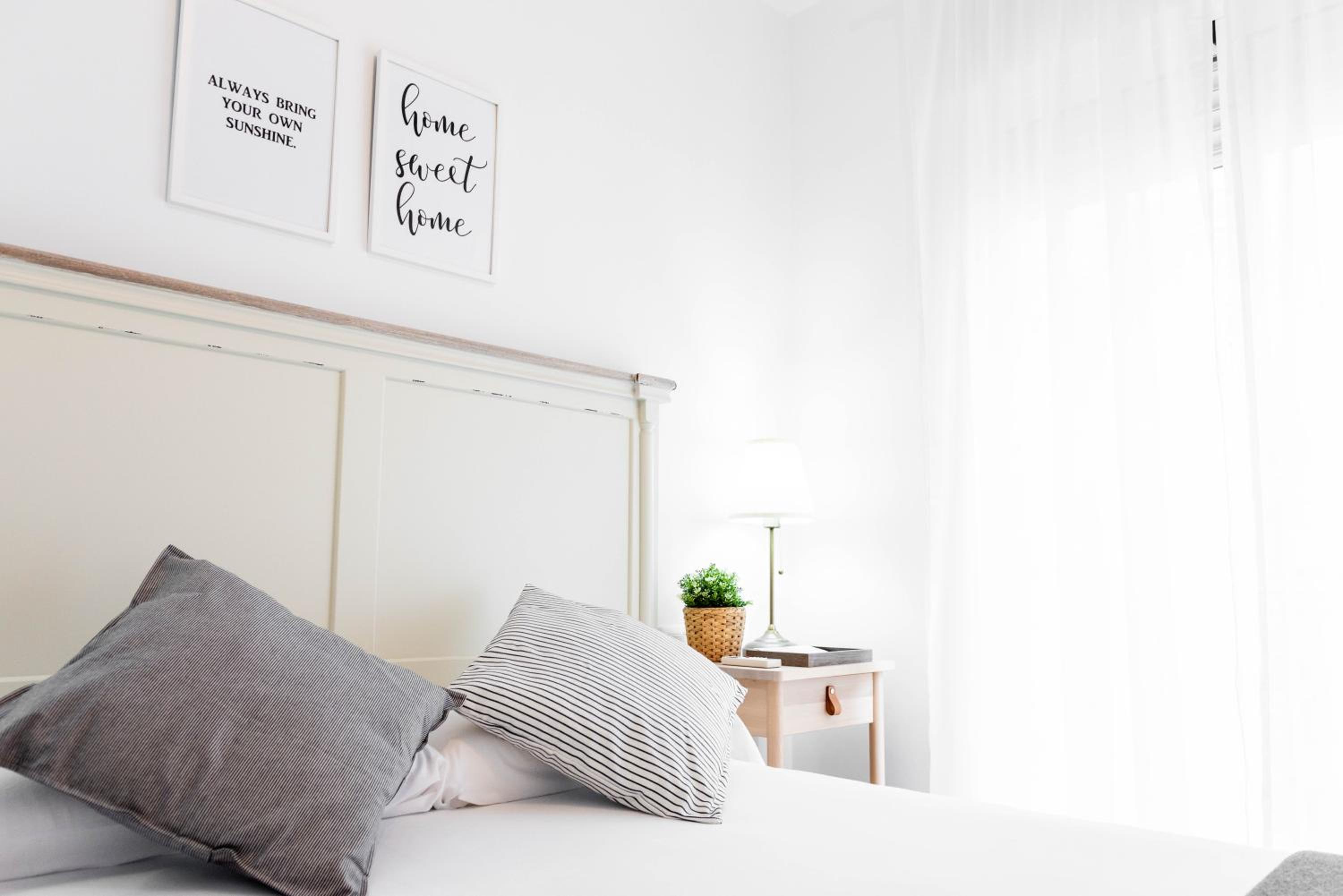 One-Bedroom Apartment - Photo 3