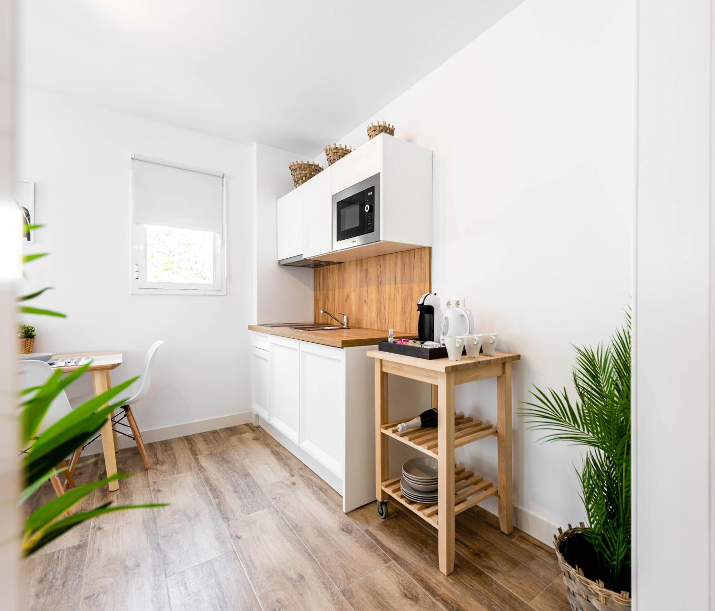 One-Bedroom Apartment - Photo 19