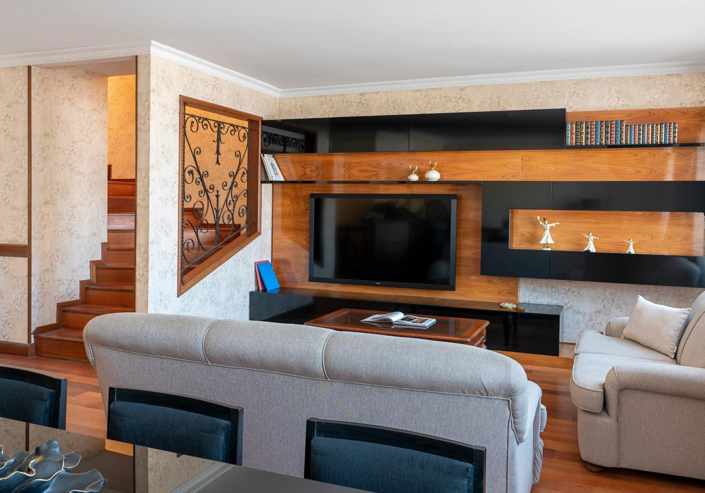 Presidential Suite photo 1