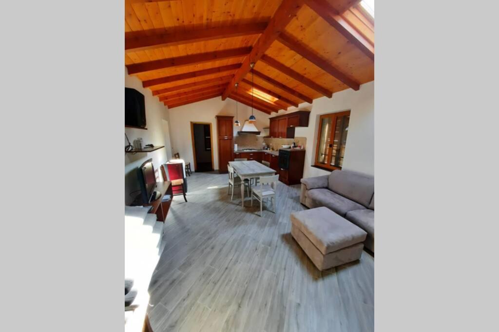 One-Bedroom House photo 1