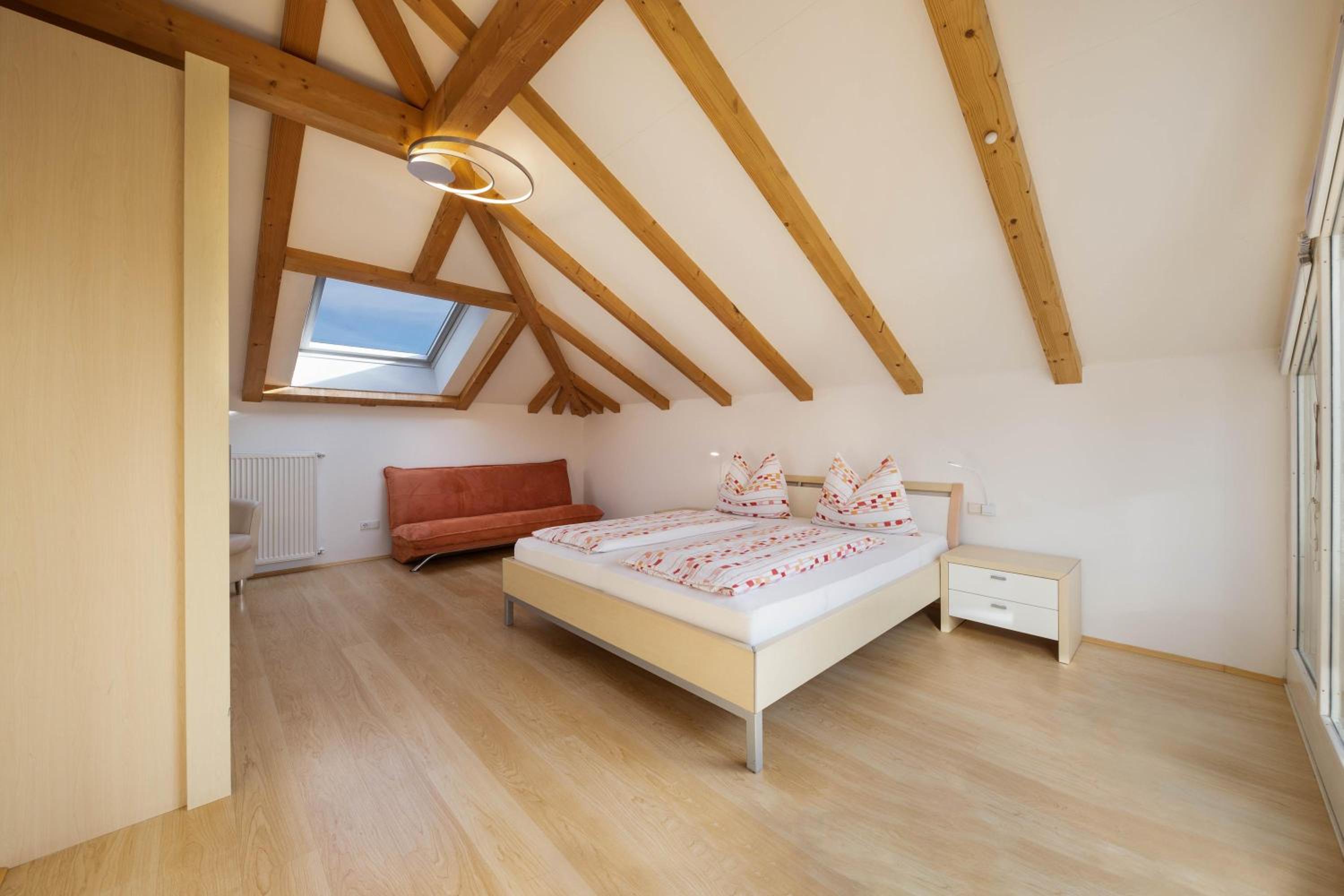 Superior One-Bedroom Apartment with Balcony