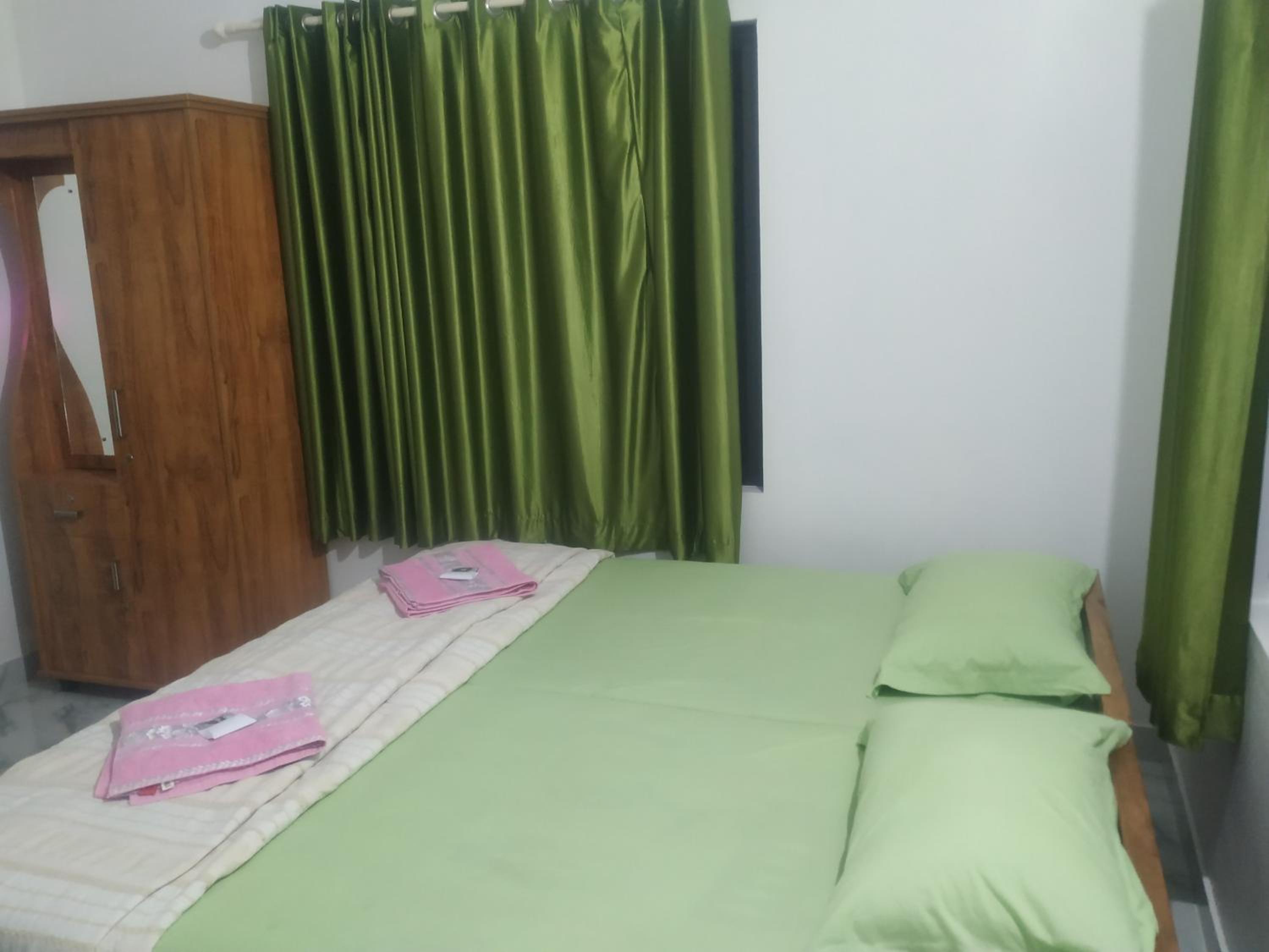 Standard Twin Room photo 1