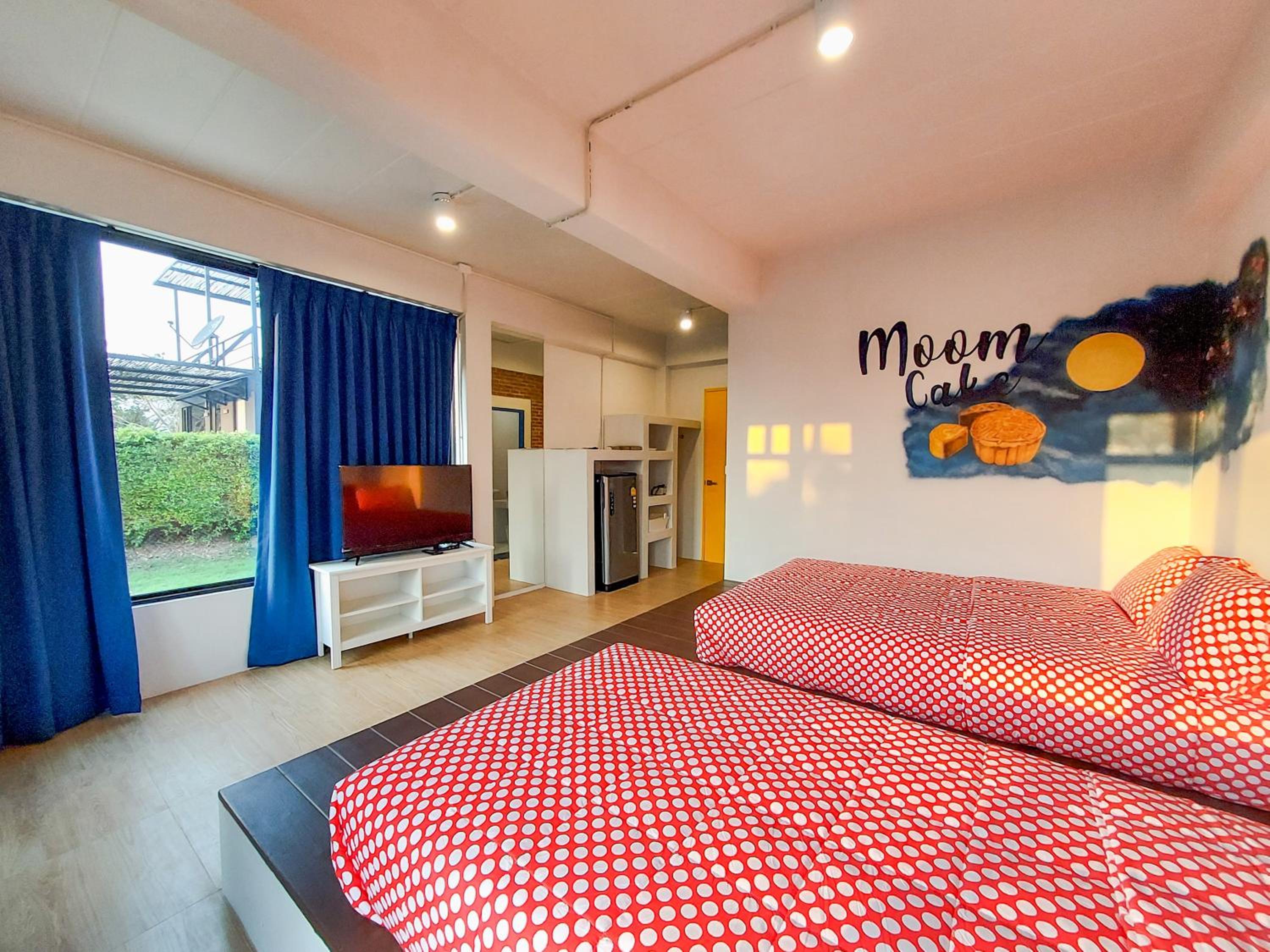 One-Bedroom House - Photo 9