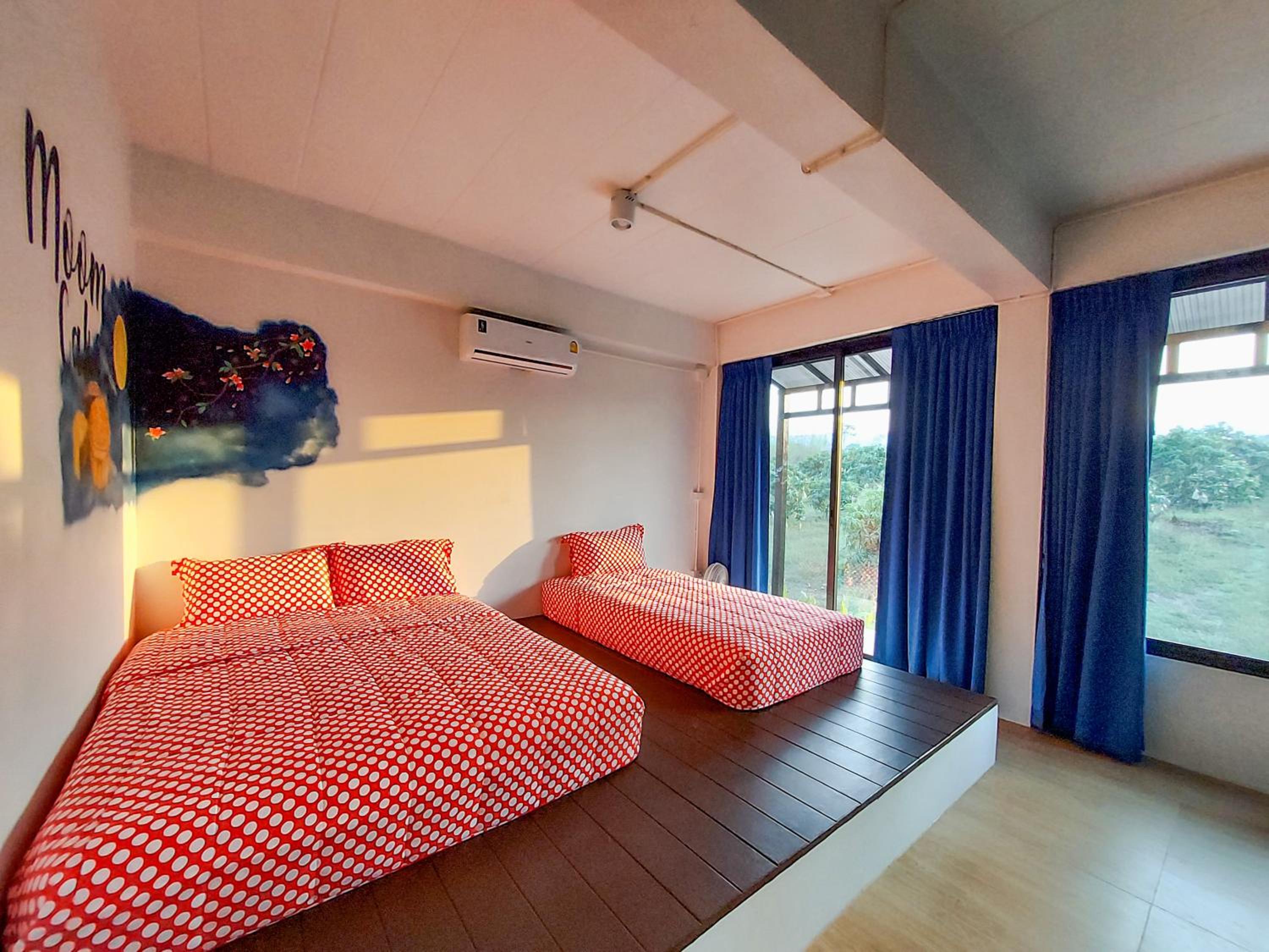 One-Bedroom House - Photo 1
