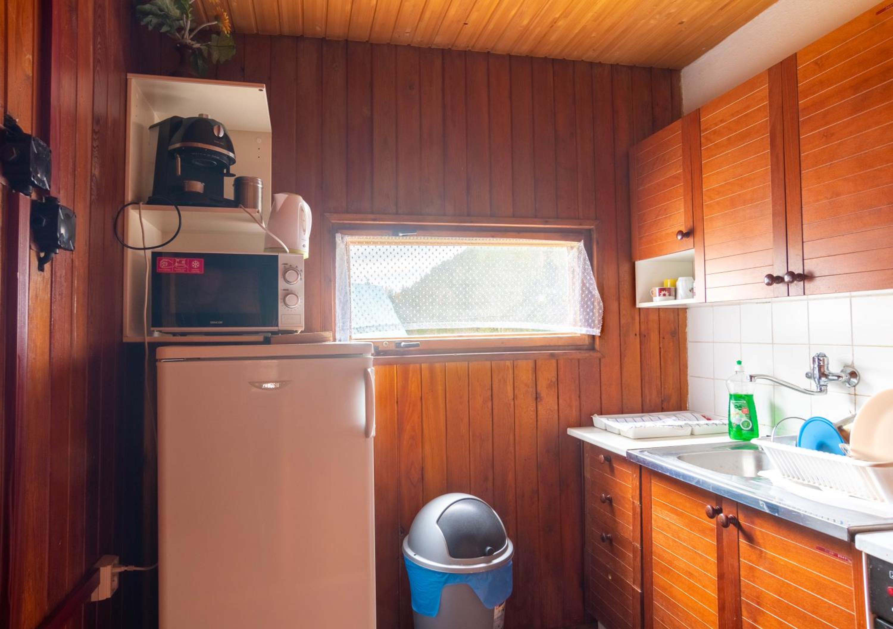 Three-Bedroom Apartment (8 Adults) - Photo 3