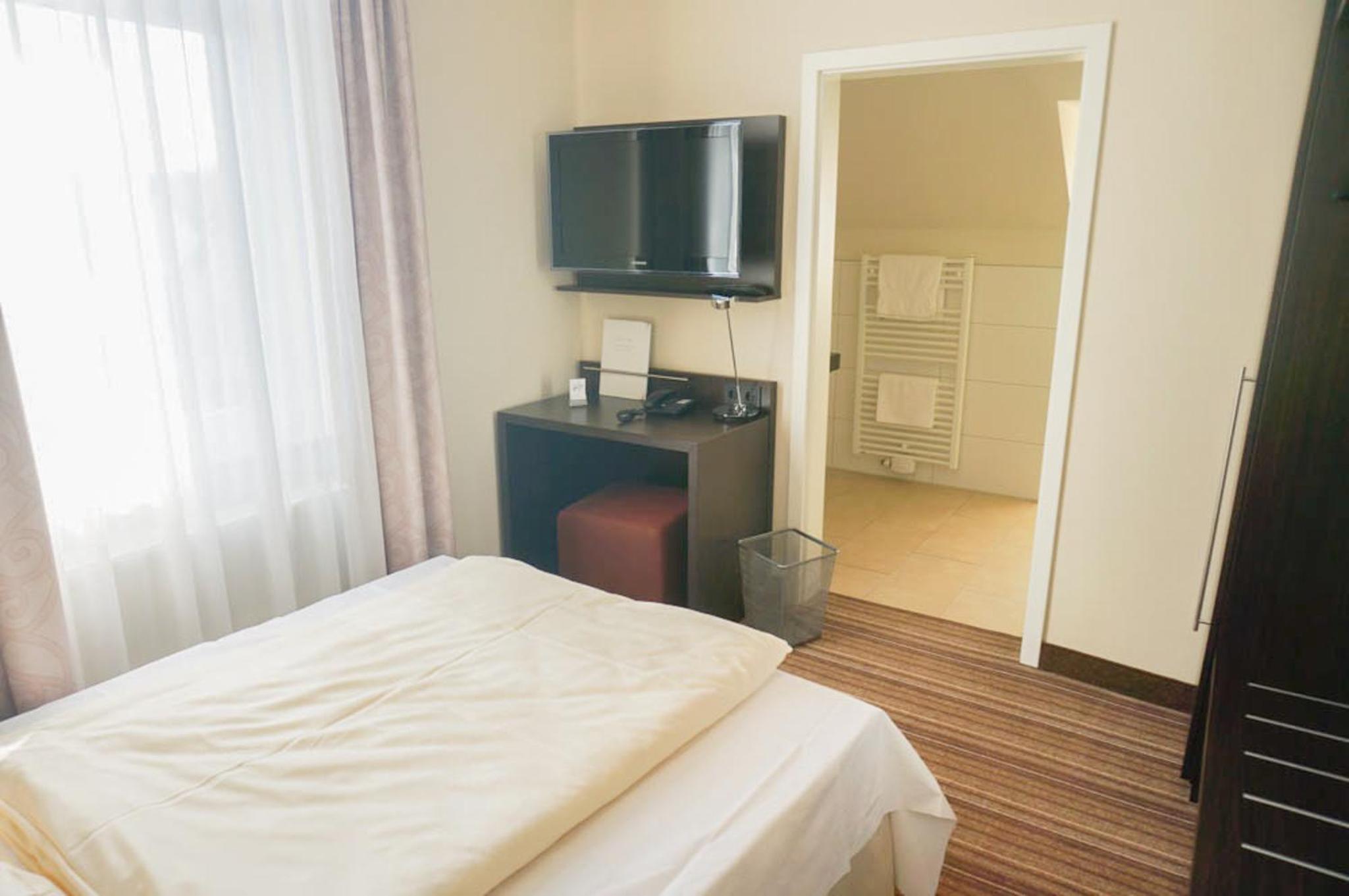 Single Room photo 1