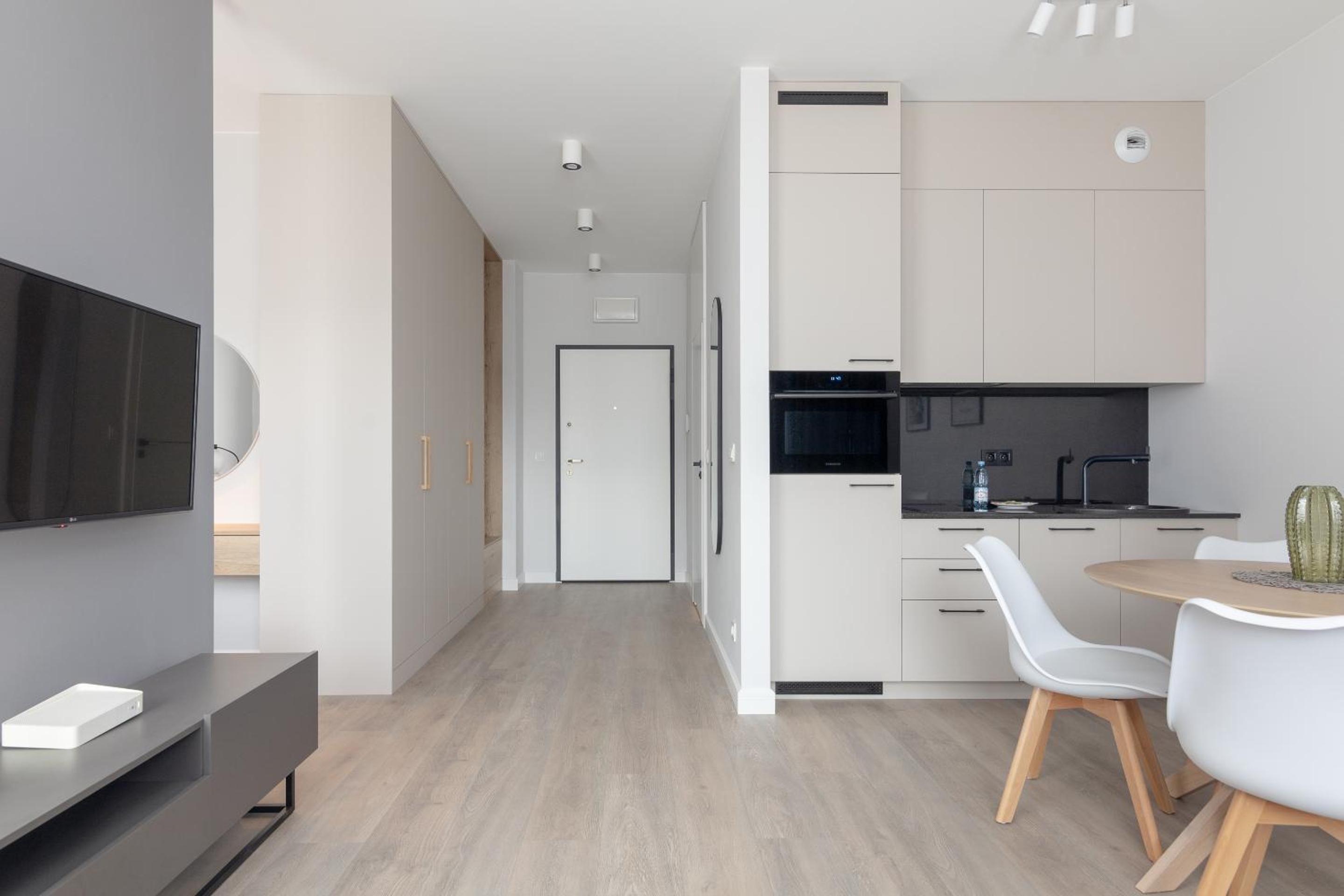 One-Bedroom Apartment - Photo 33