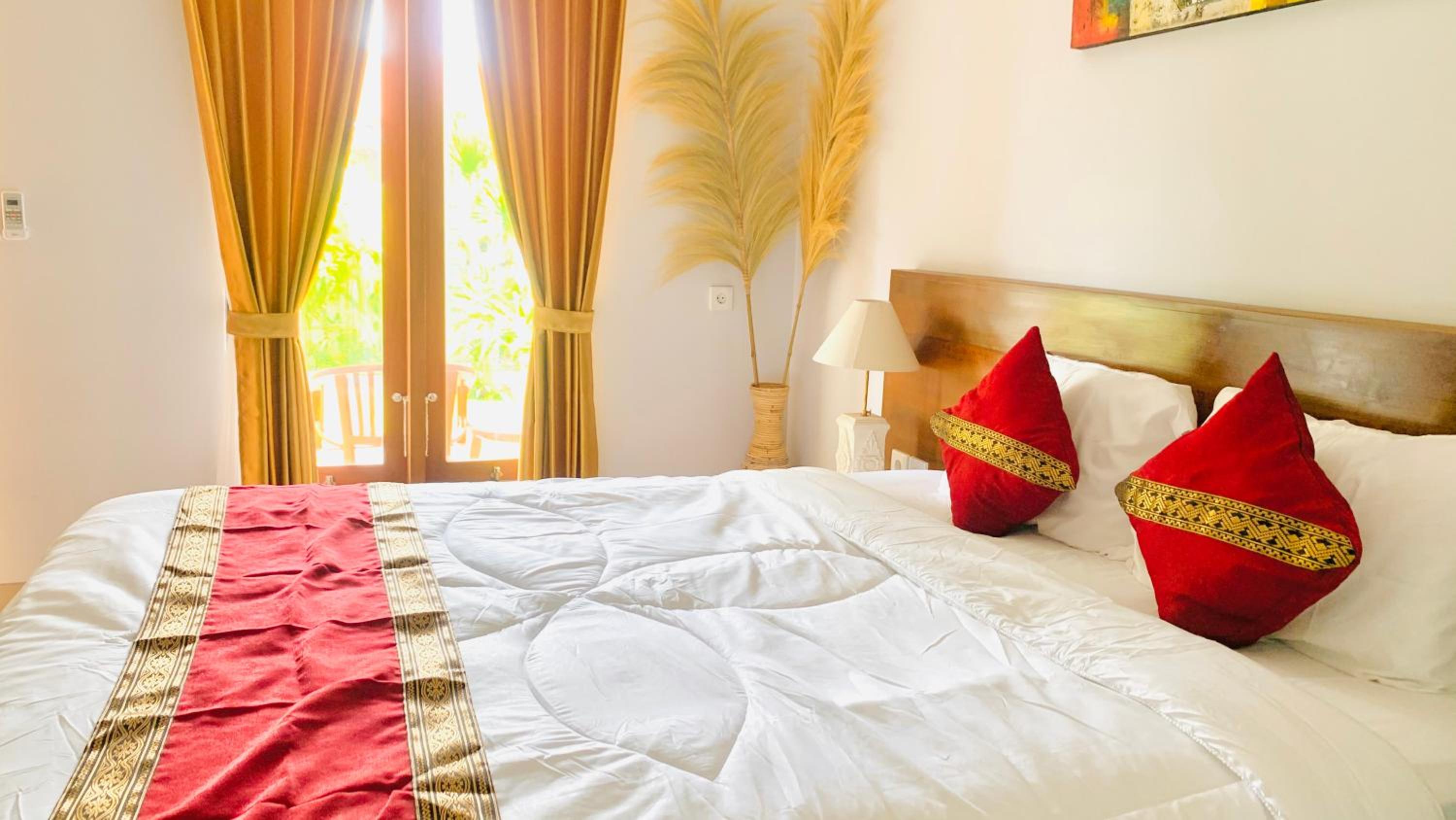 Deluxe Room - Photo 1