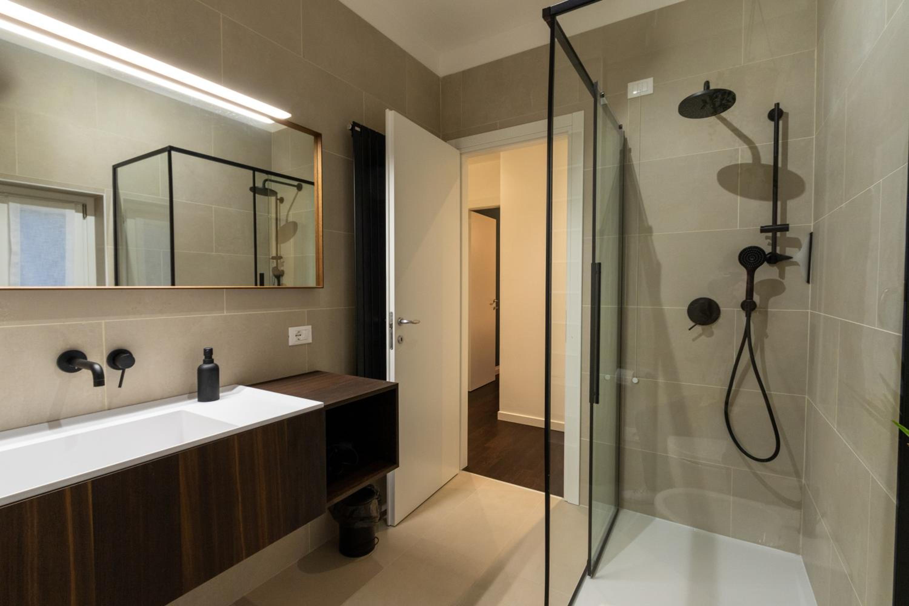 Two-Bedroom Apartment - Photo 2