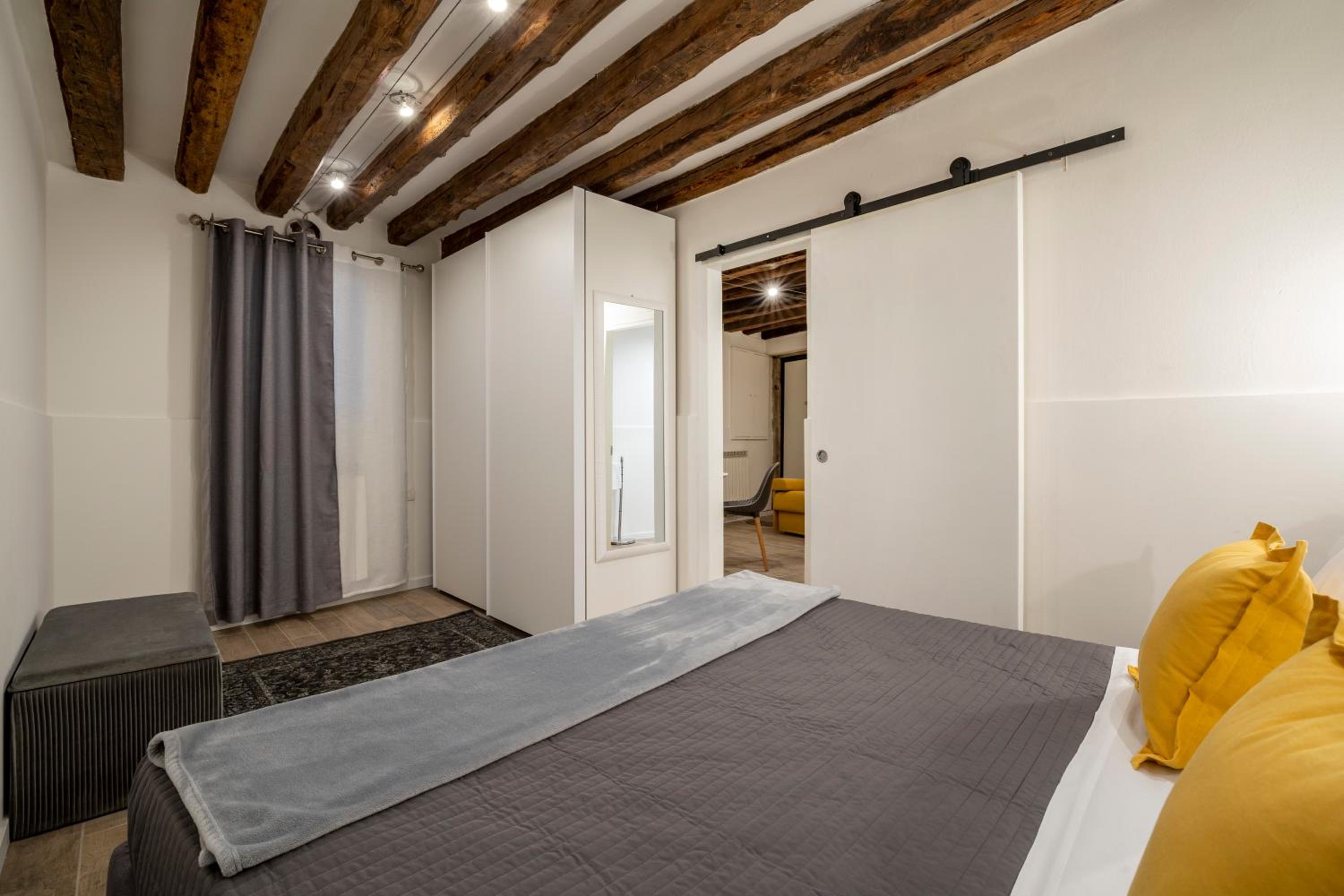 Apartment - Ground Floor photo 3