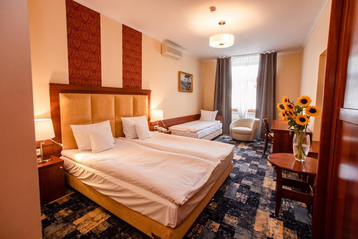 Basic Triple Room - Photo 4