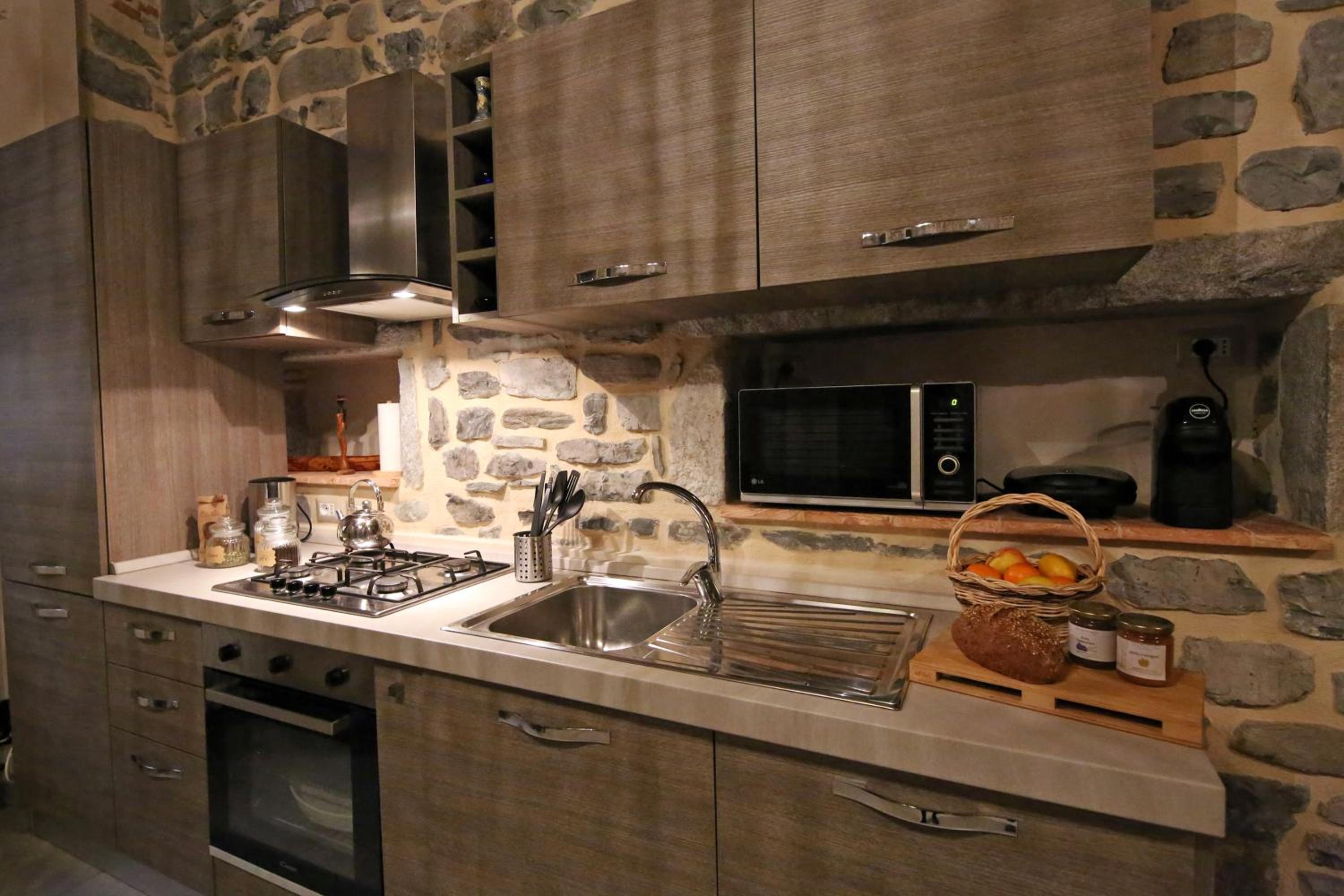 Apartment - Photo 32