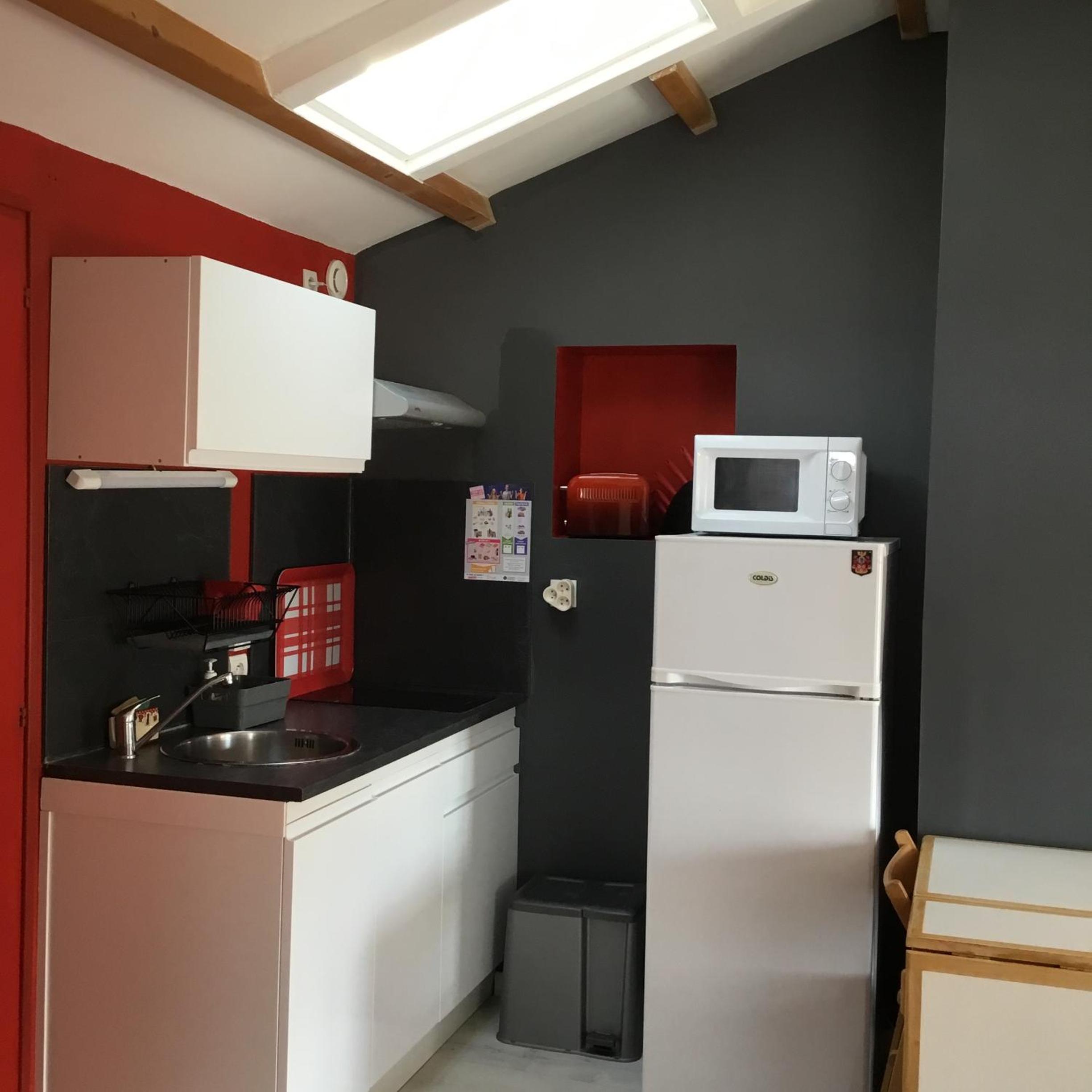 Apartment with Garden View - Photo 26