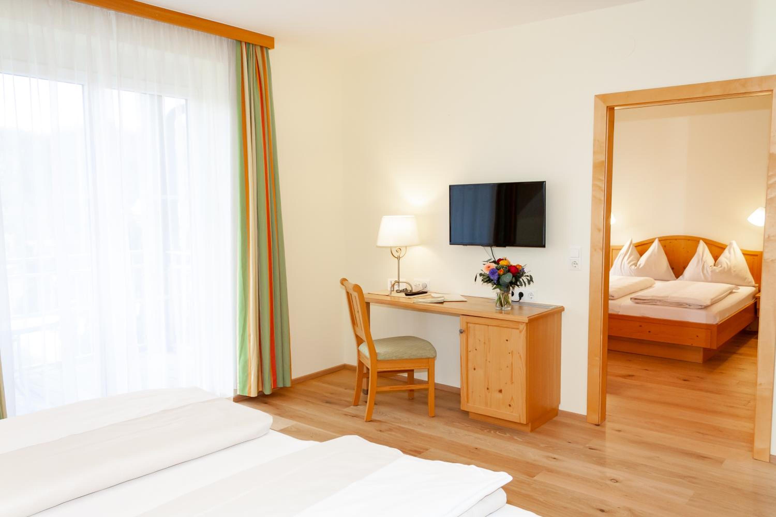 Quadruple Room with Balcony photo 1