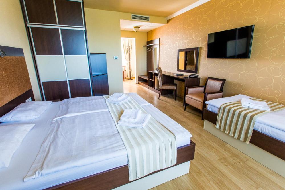 Family Suite with Balcony