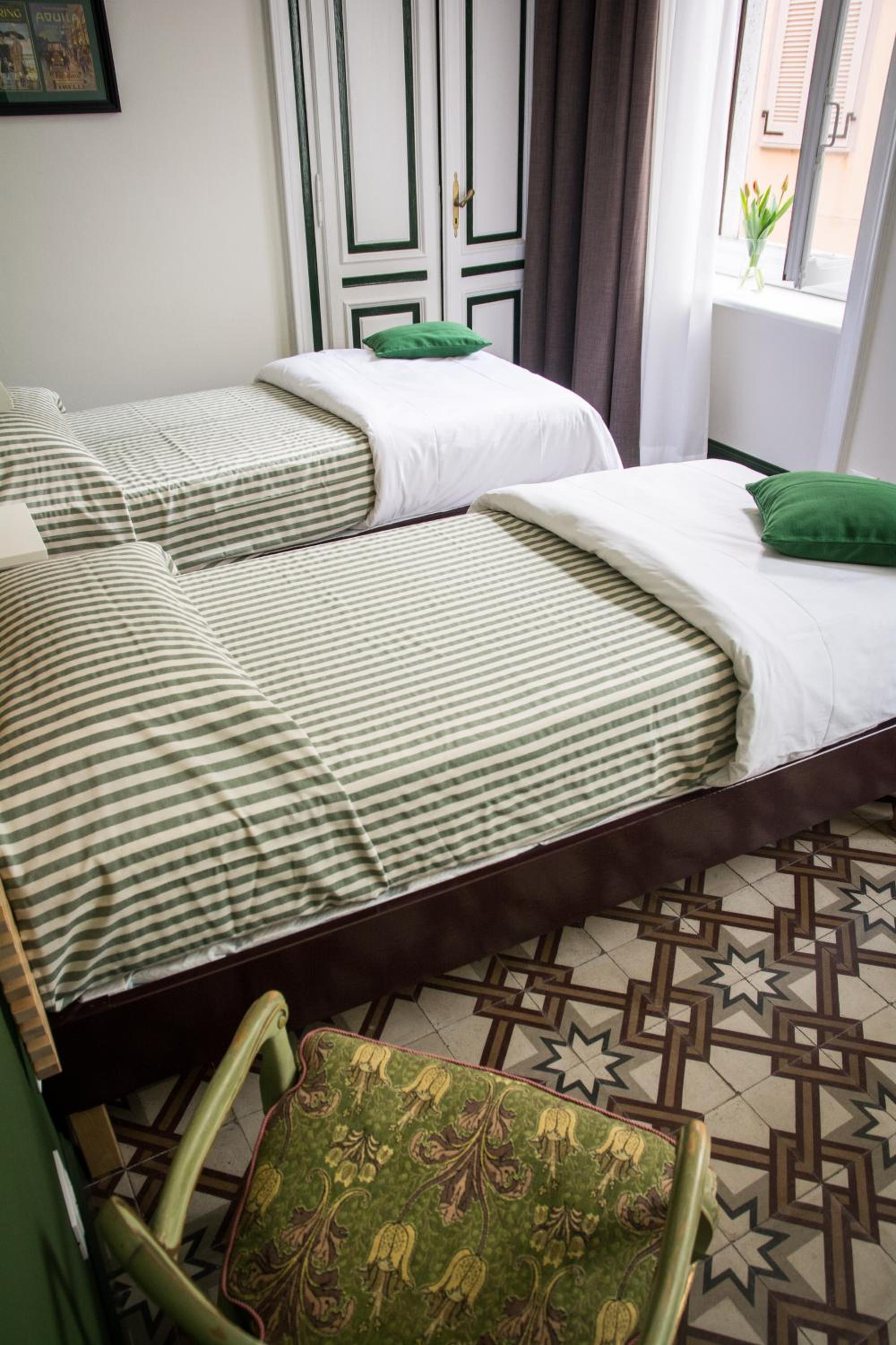 Superior Twin Room - Photo 4
