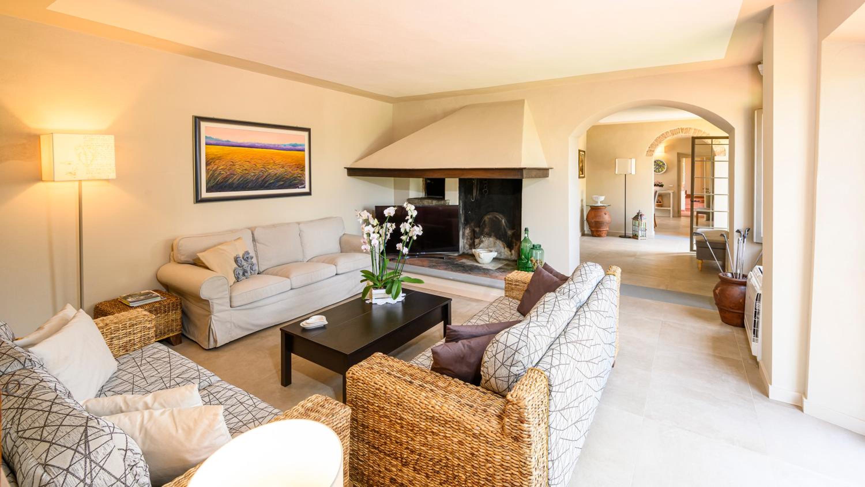 Six-Bedroom Villa 