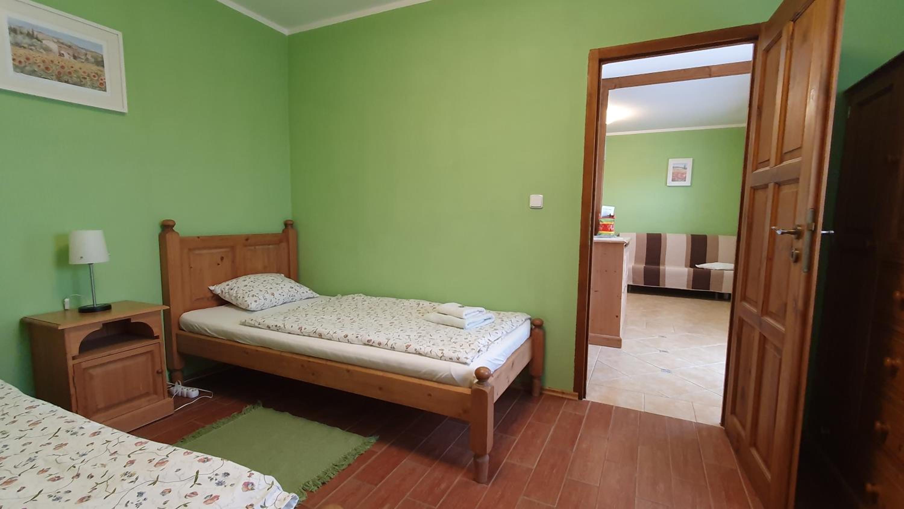 One-Bedroom Apartment (2 twin beds)