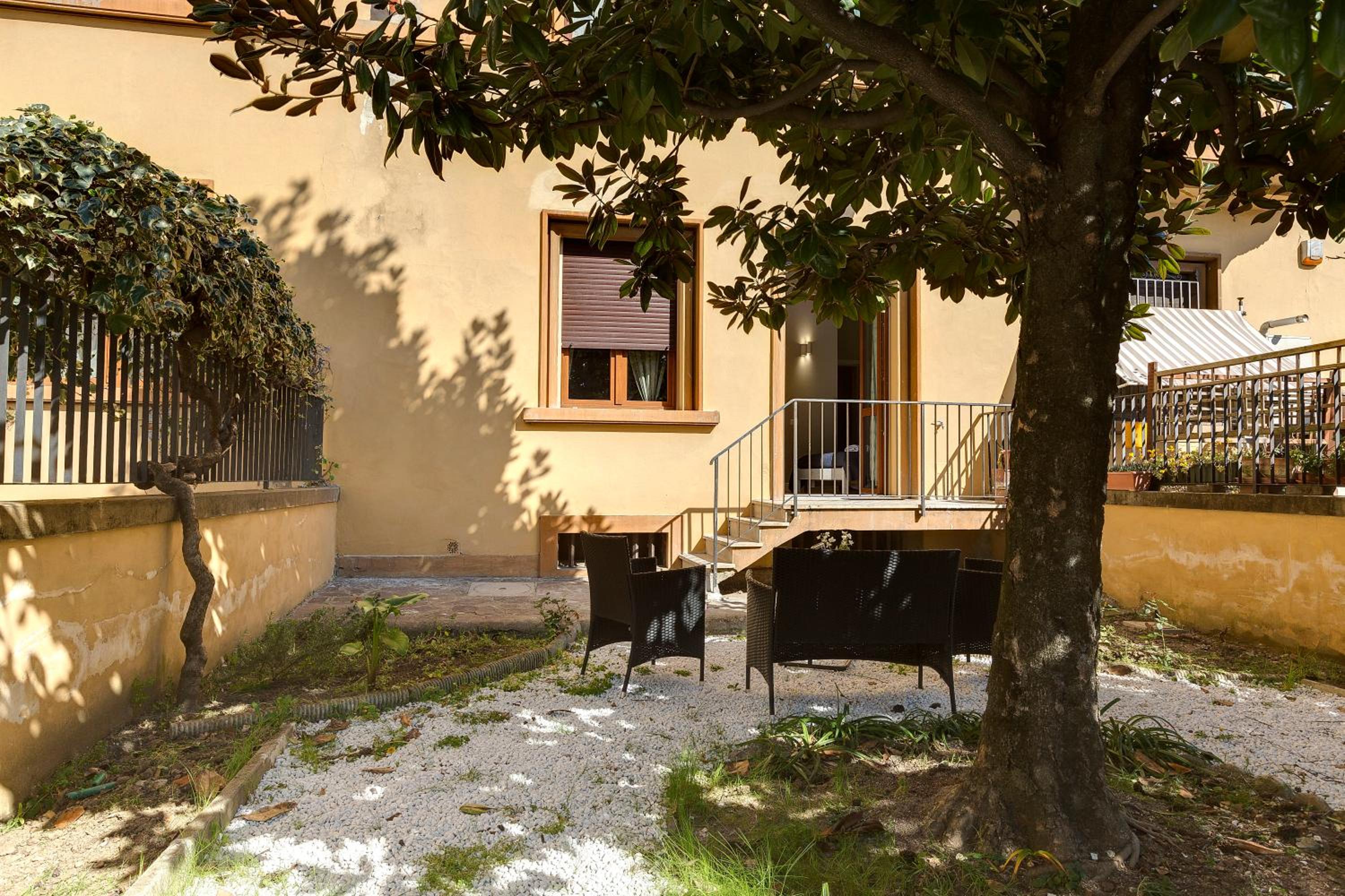 Double Room with Garden photo 3