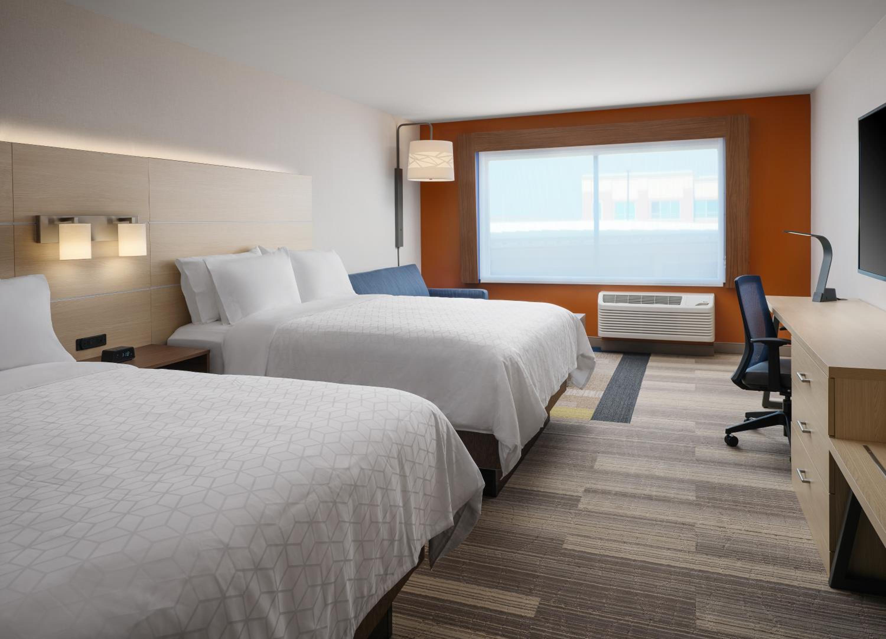 Suite with Two Beds - Non-Smoking - Photo 1