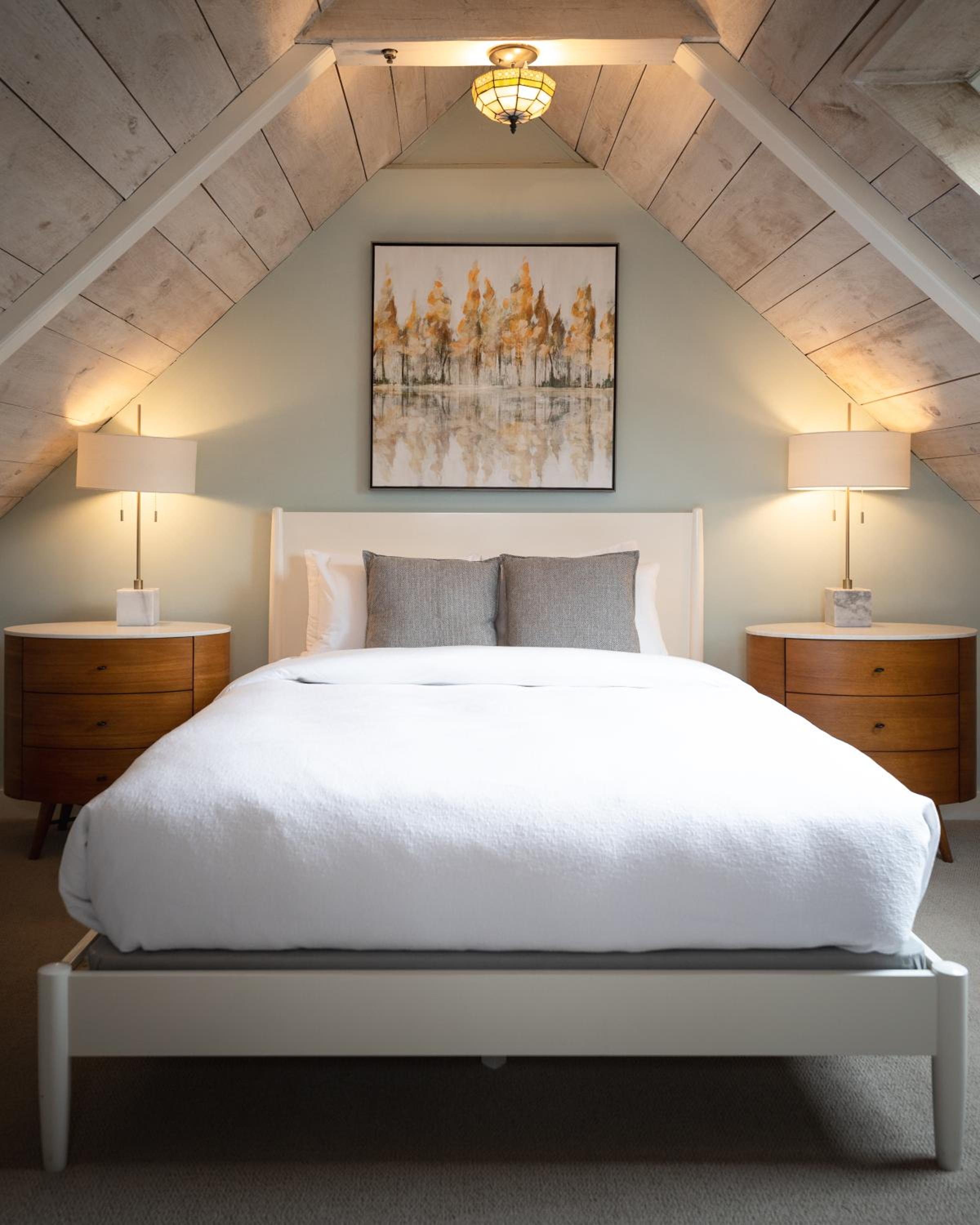 Double Room with Shared Bathroom