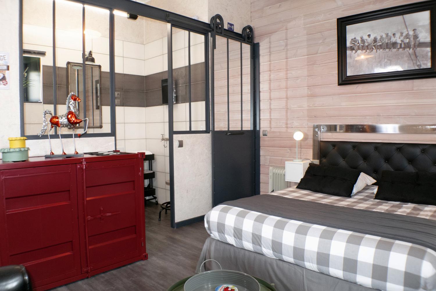 Queen Room