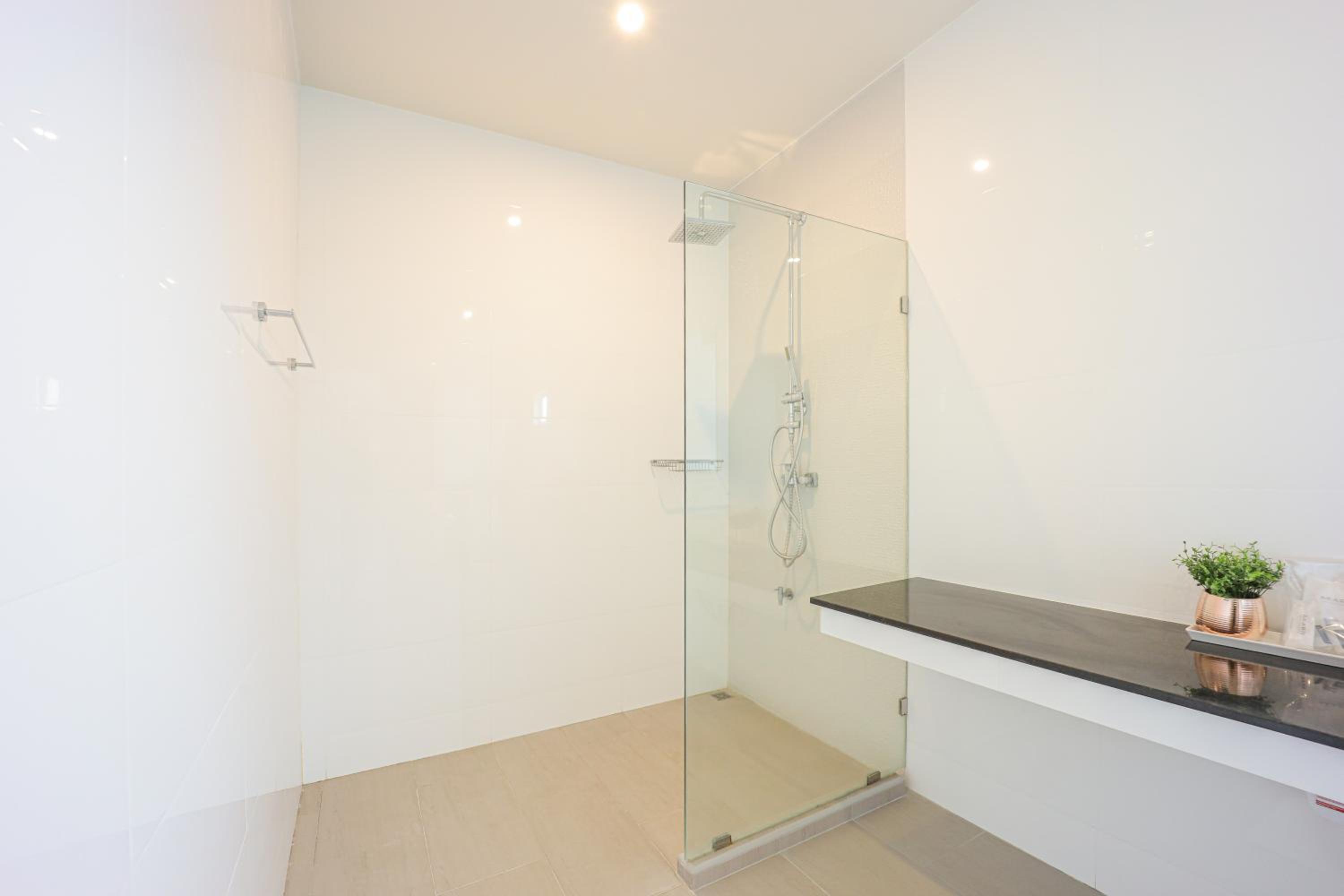 Double Room - Photo 4