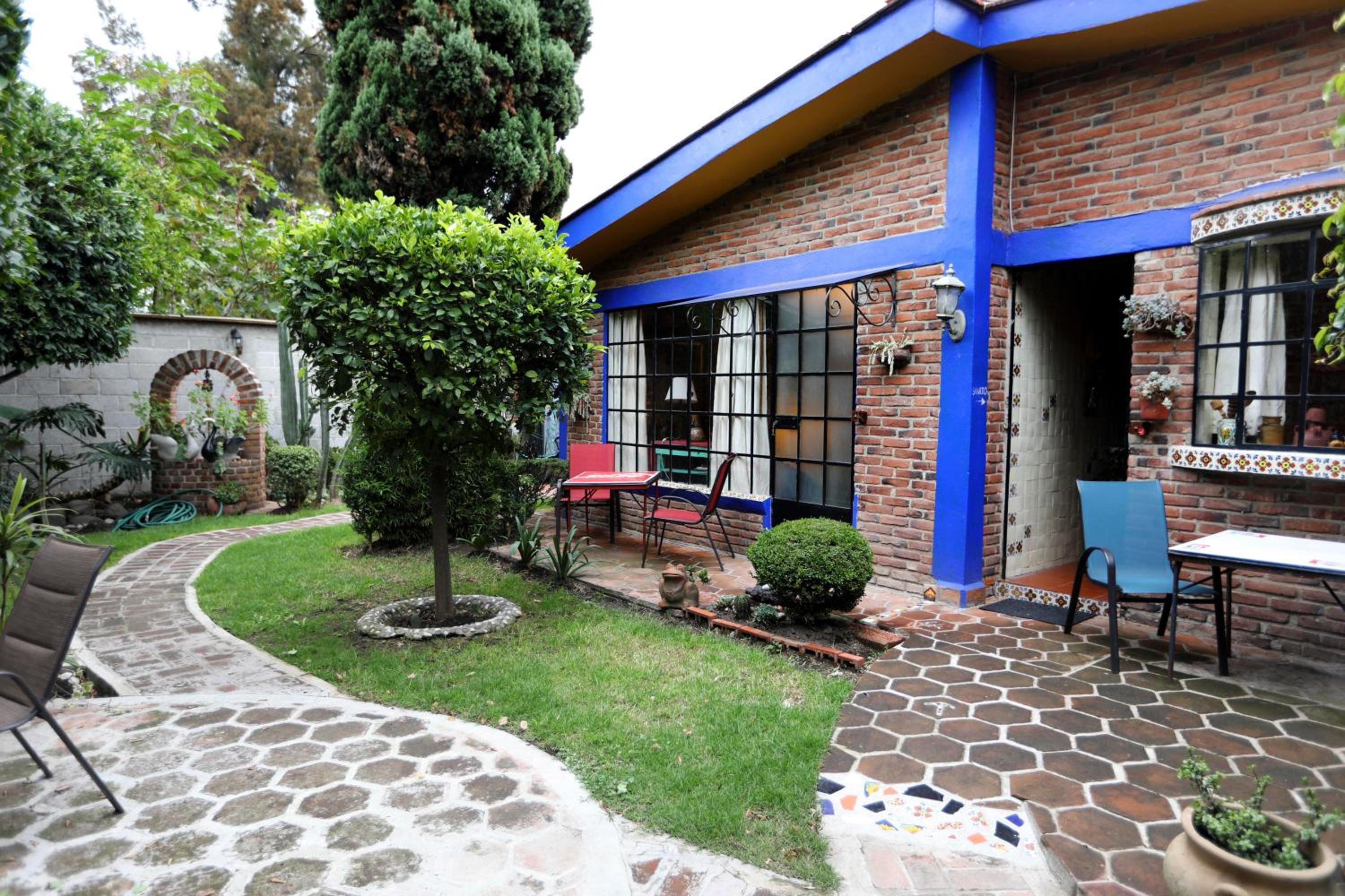 Apartment with Terrace - Photo 7