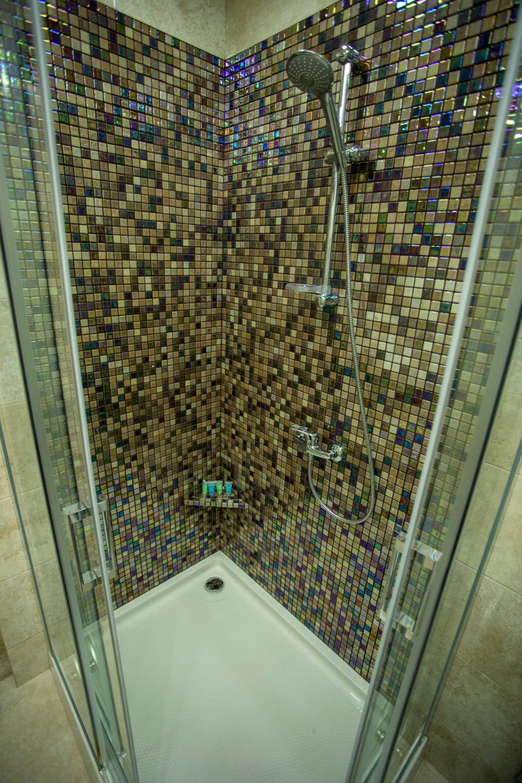 Superior Suite with Sea View - Photo 7