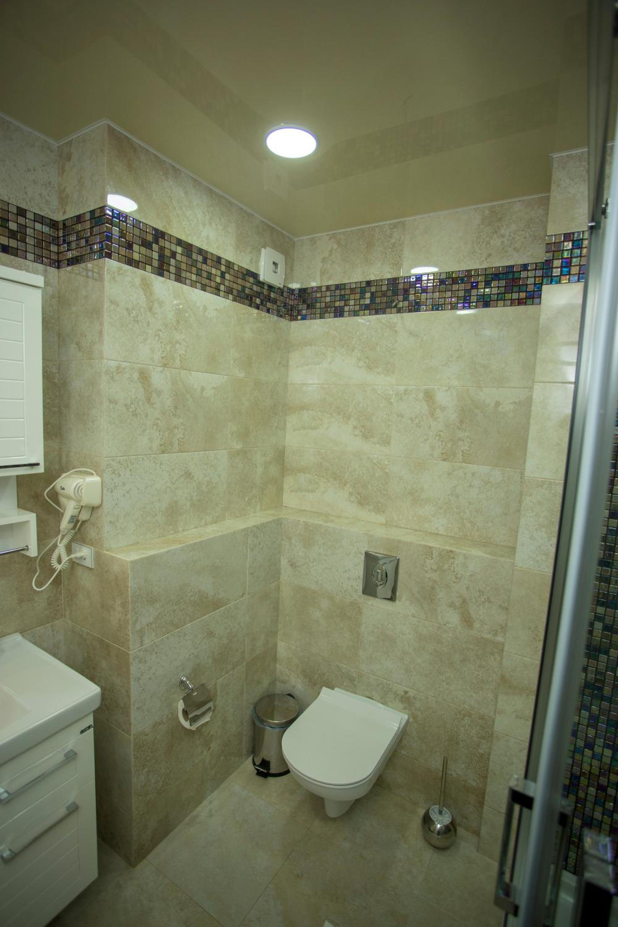 Superior Suite with Sea View - Photo 8