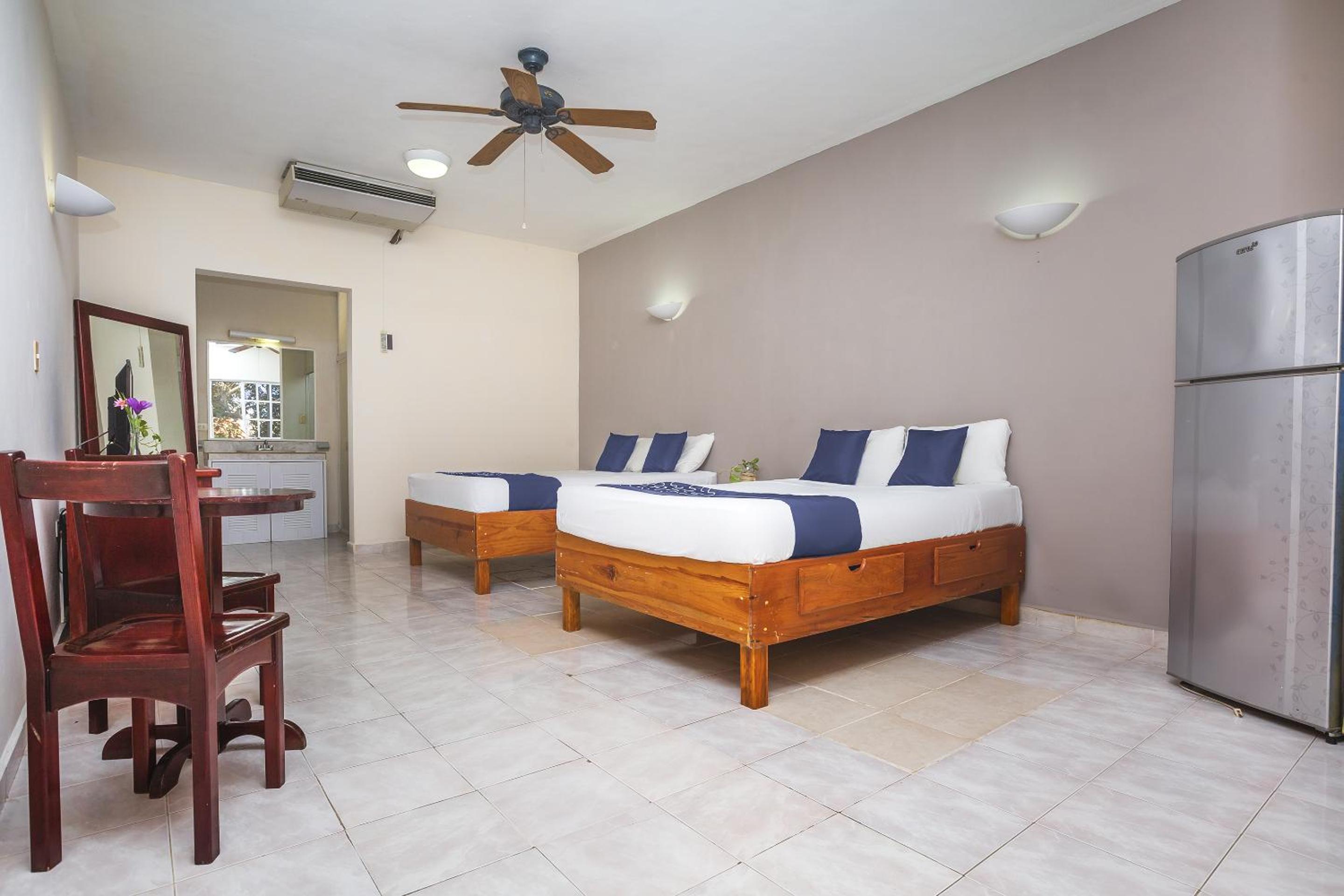 Standard Double Room with Two Double Beds - Photo 1