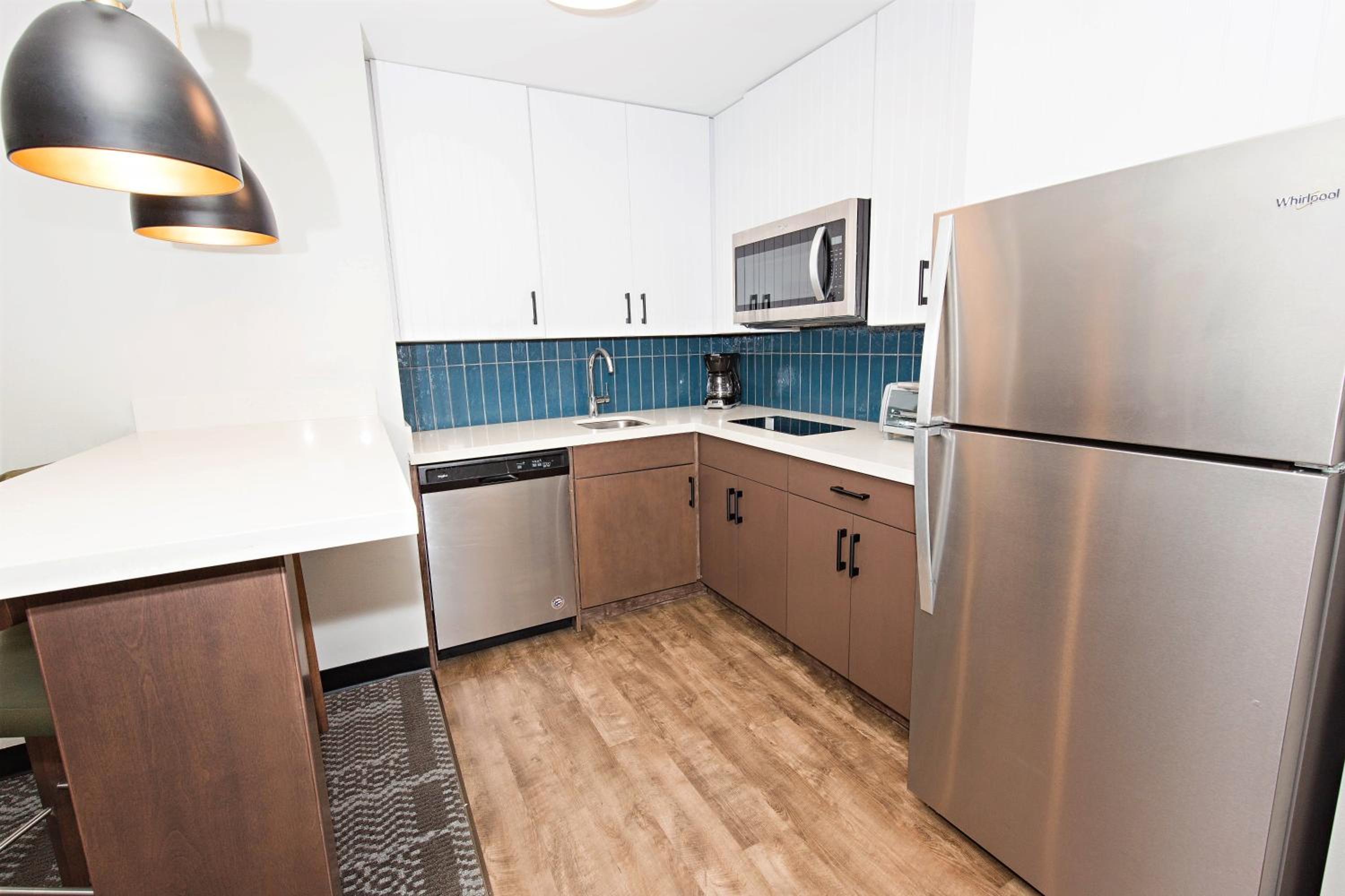 King Studio Suite - Photo 3