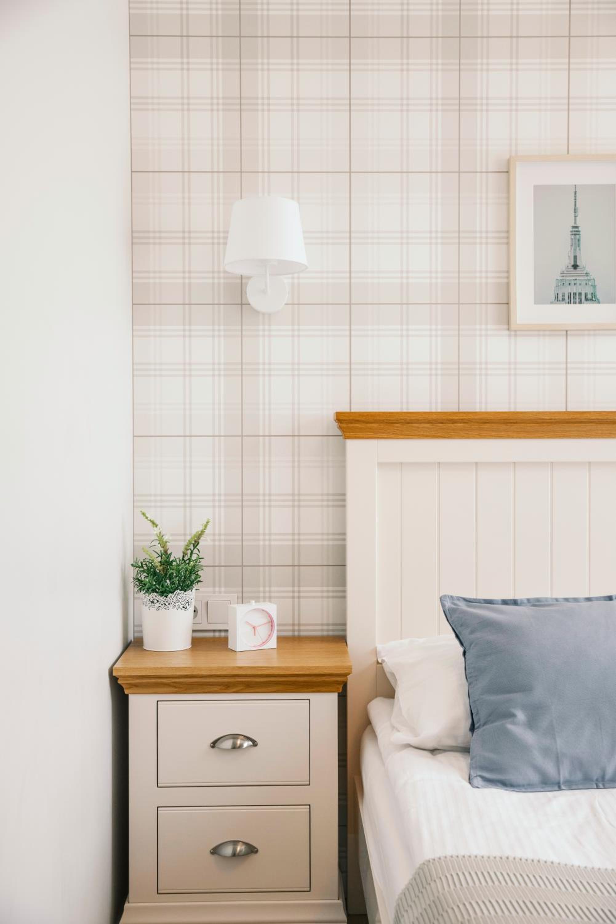 Medium Deluxe Room