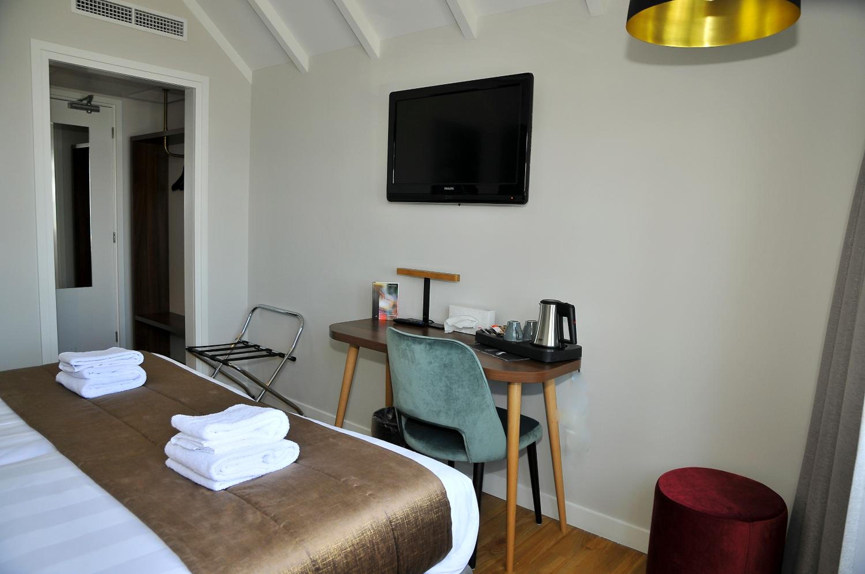 Comfort Twin Room - Photo 3