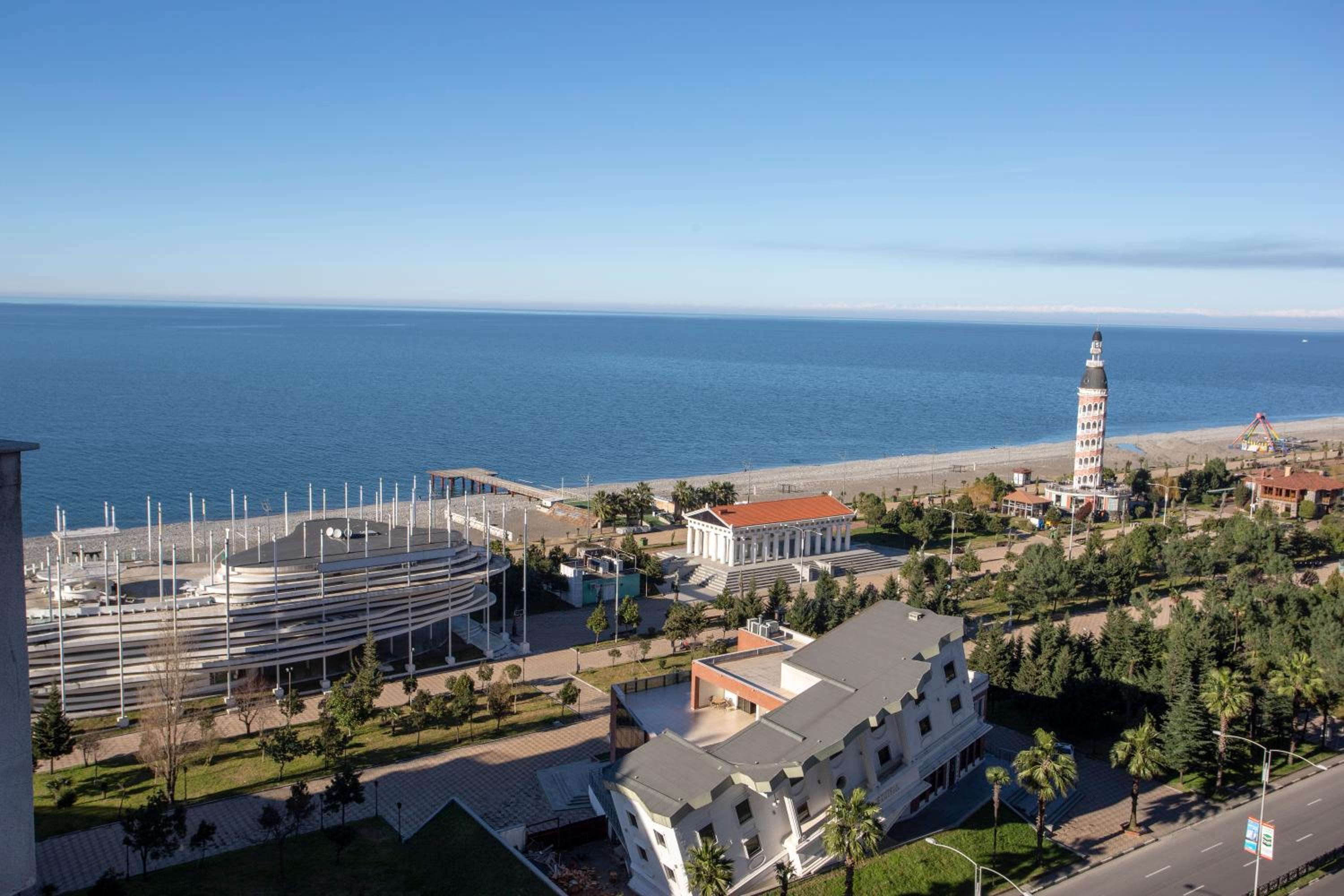 Suite with Sea View - Photo 3