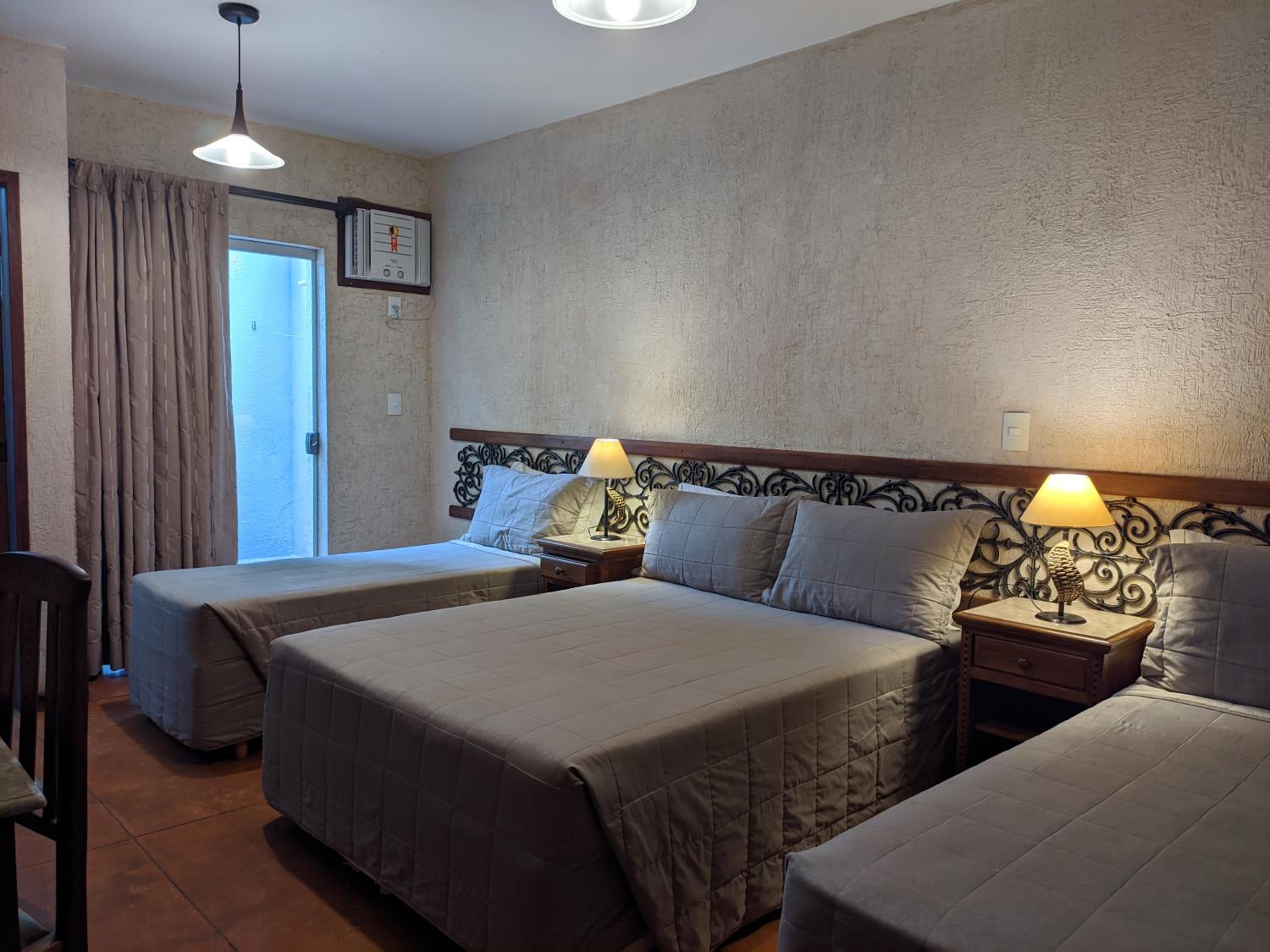 Standard Quadruple Room - Photo 3
