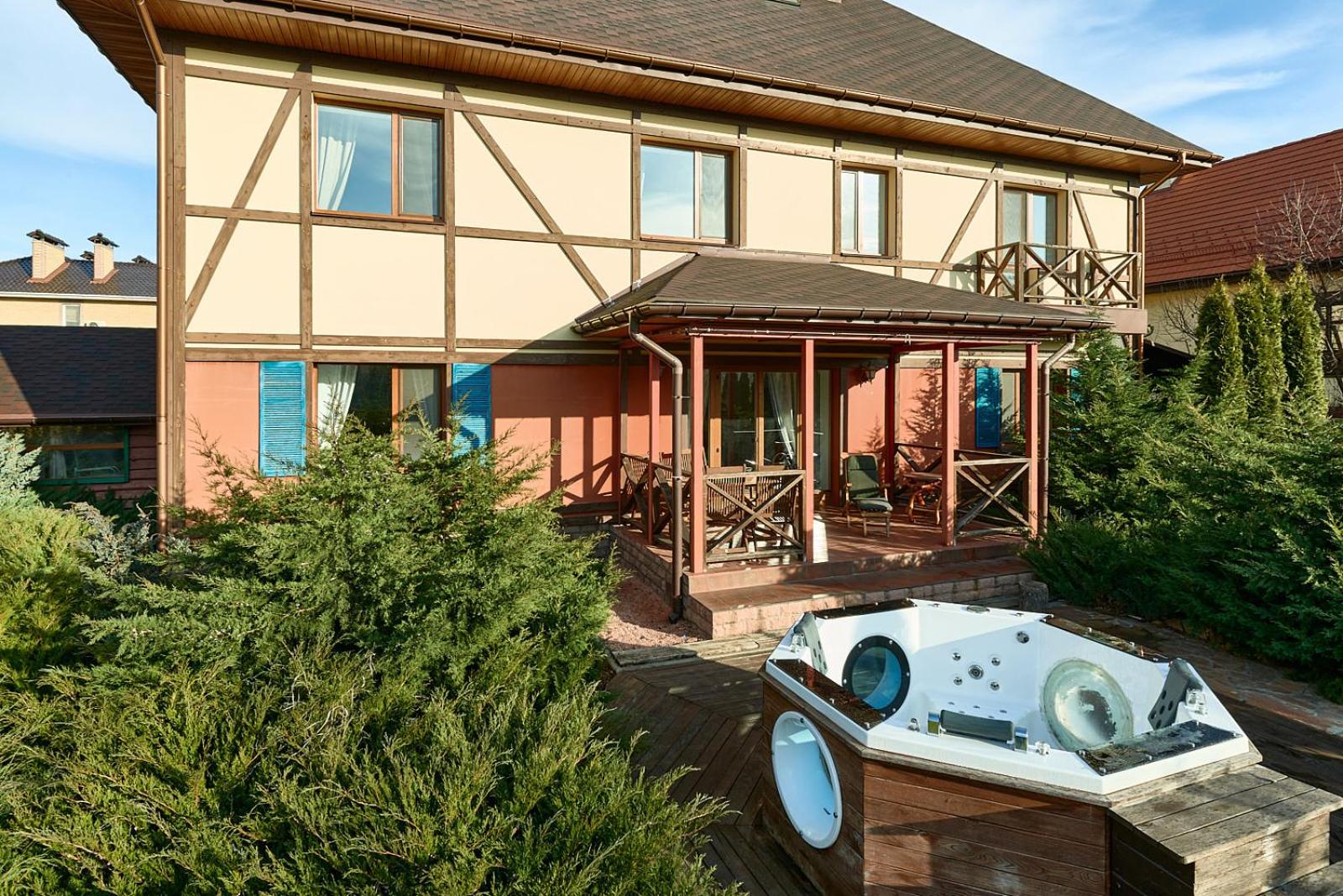 Villa photo 3