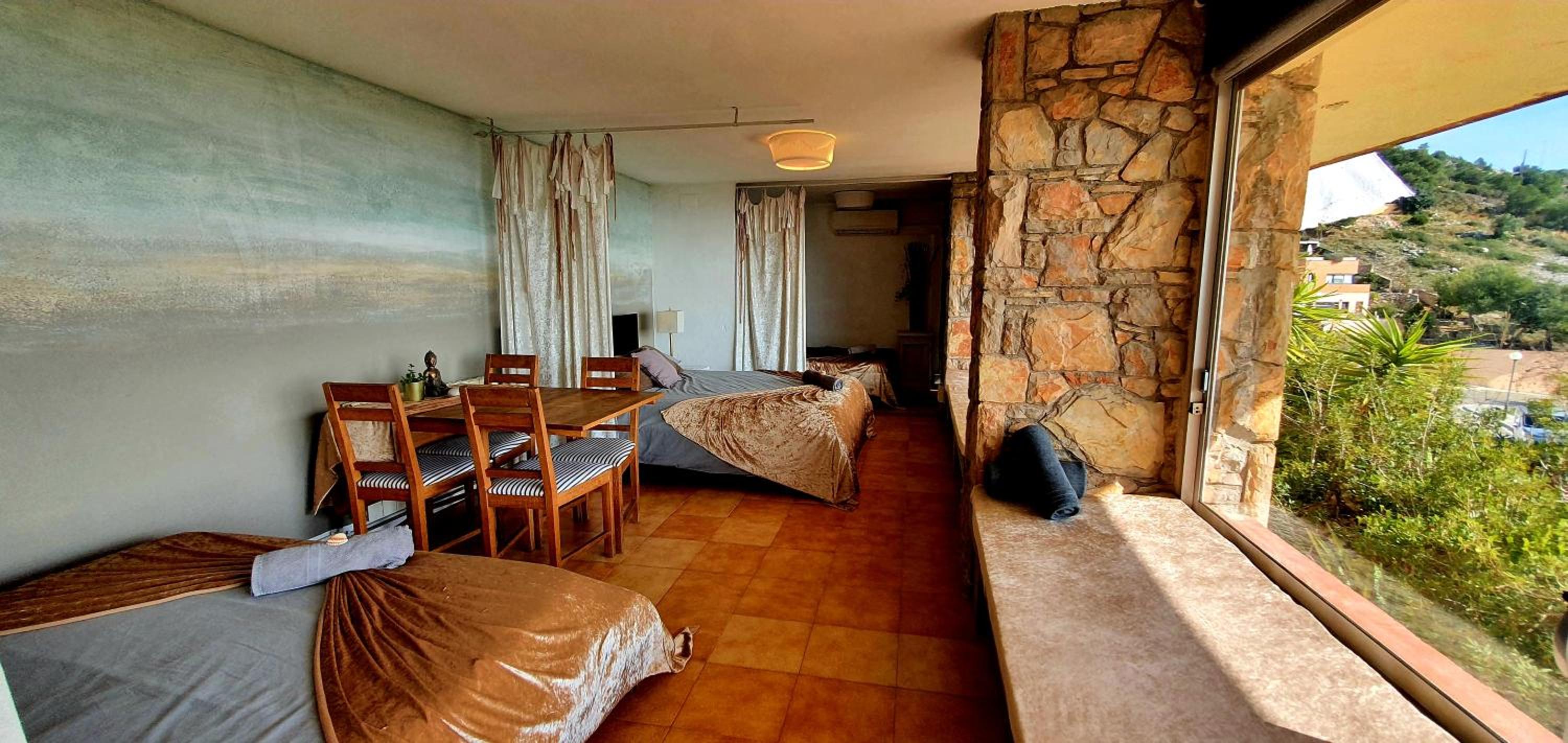 Deluxe Suite with Sea View photo 2