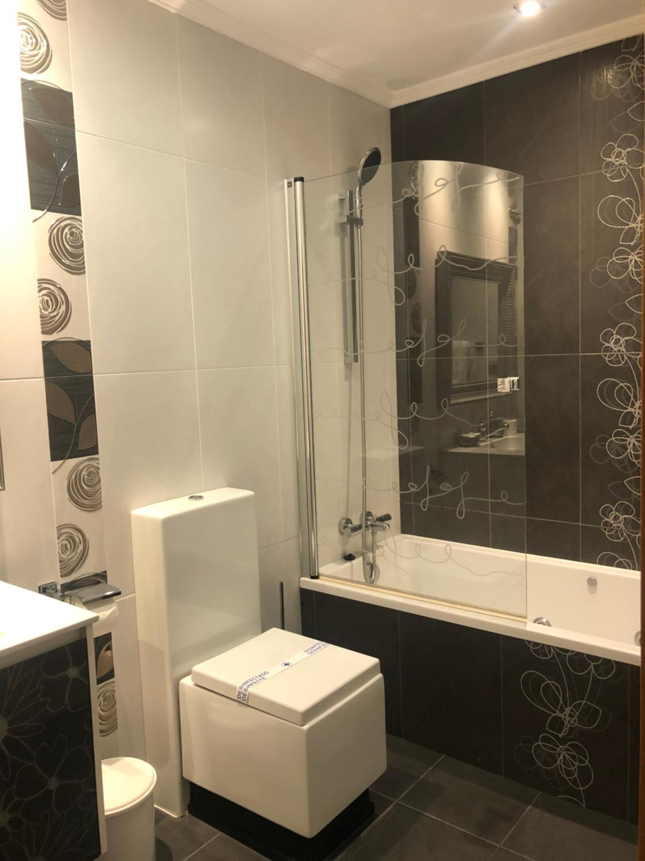 Deluxe Double Room with Bath photo 2