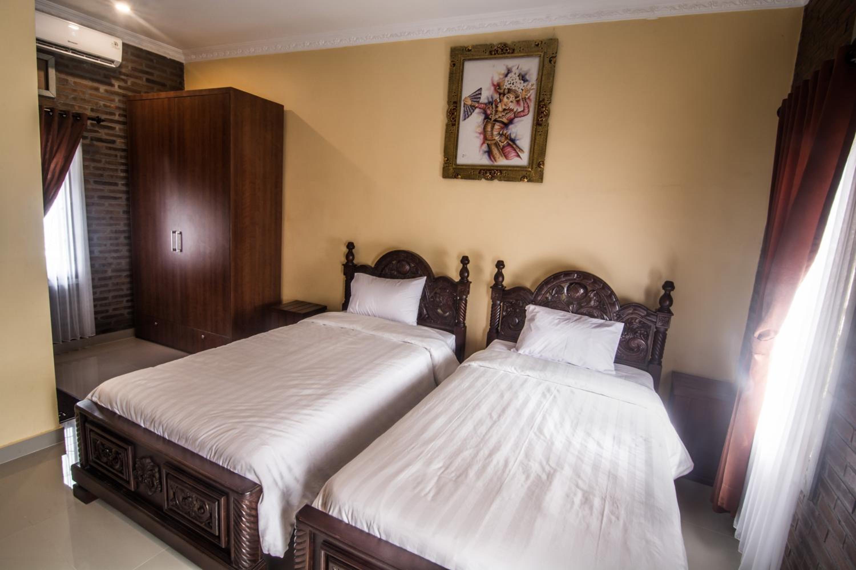 Deluxe Twin Room - Photo 10