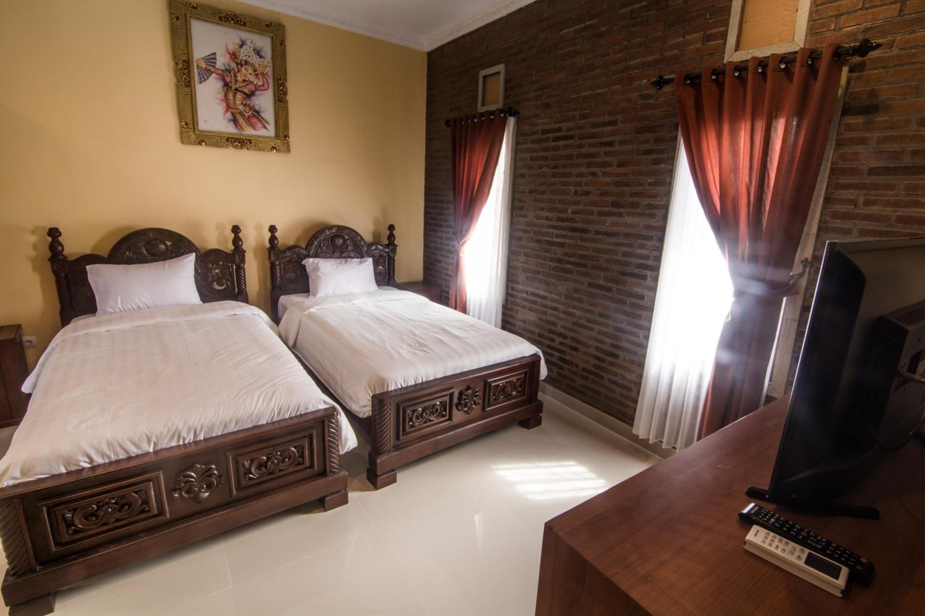 Deluxe Twin Room - Photo 12
