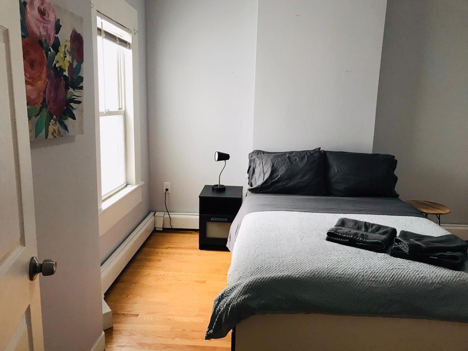 Three-Bedroom Apartment photo 3
