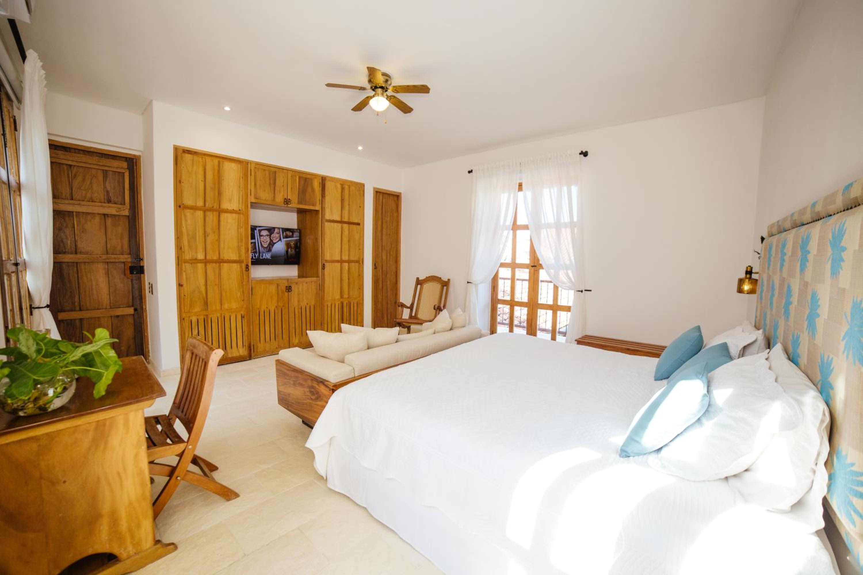 Deluxe Double or Twin Room with Balcony