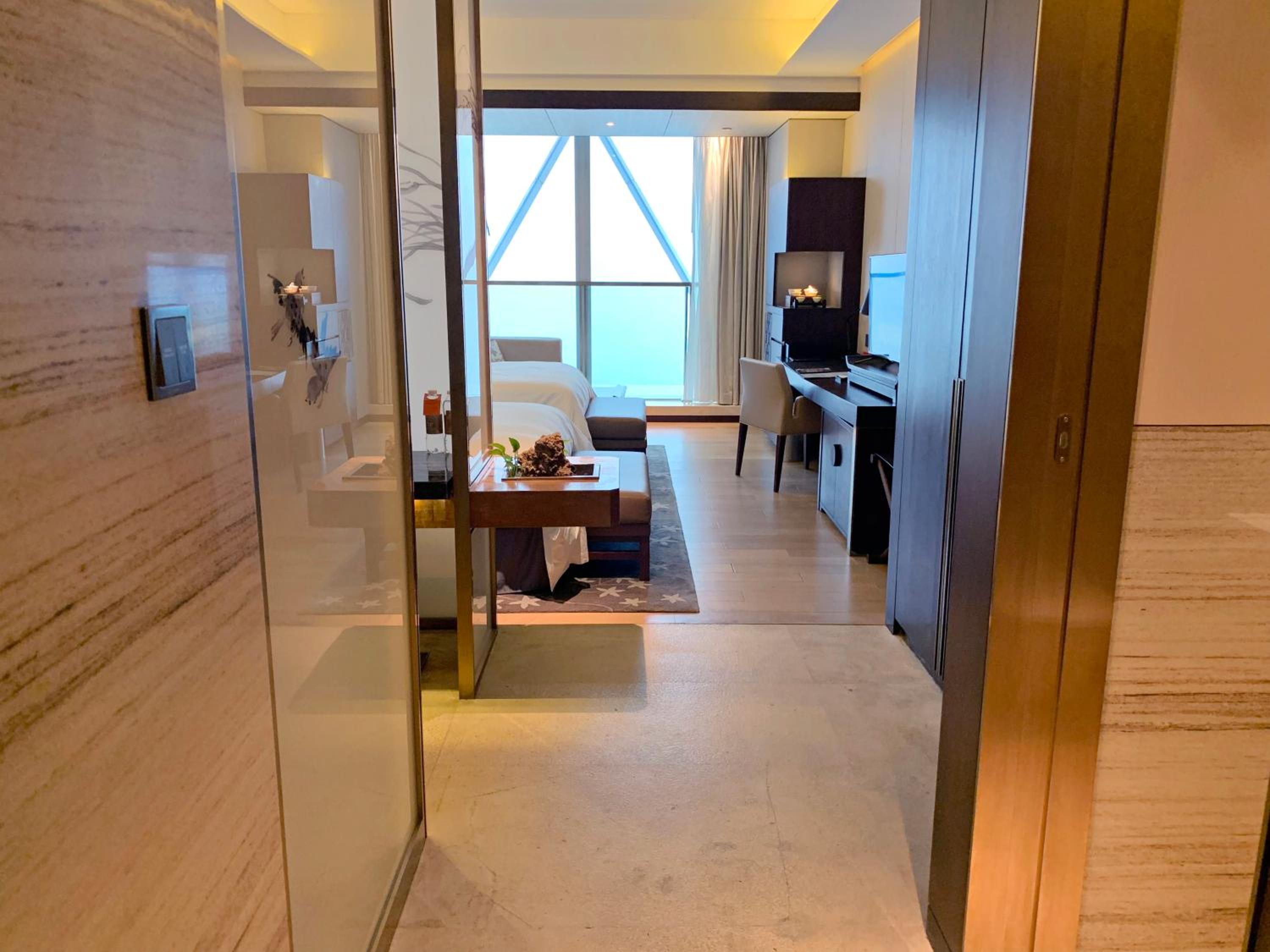 Premium King Room - Lounge Access